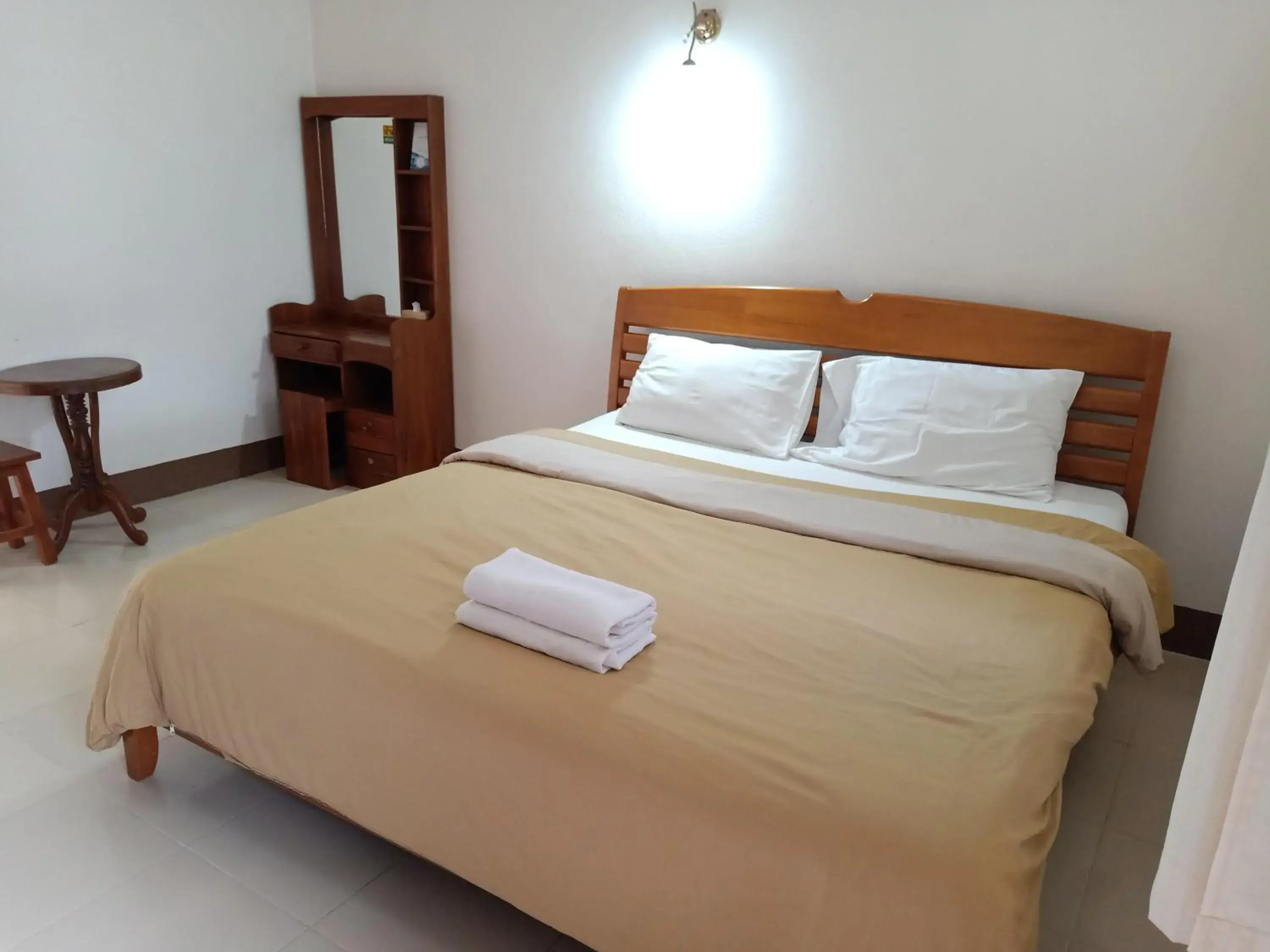 Superior Double Room in Phumchan Place Hotel Superior Double Room in Phumchan Place Hotel