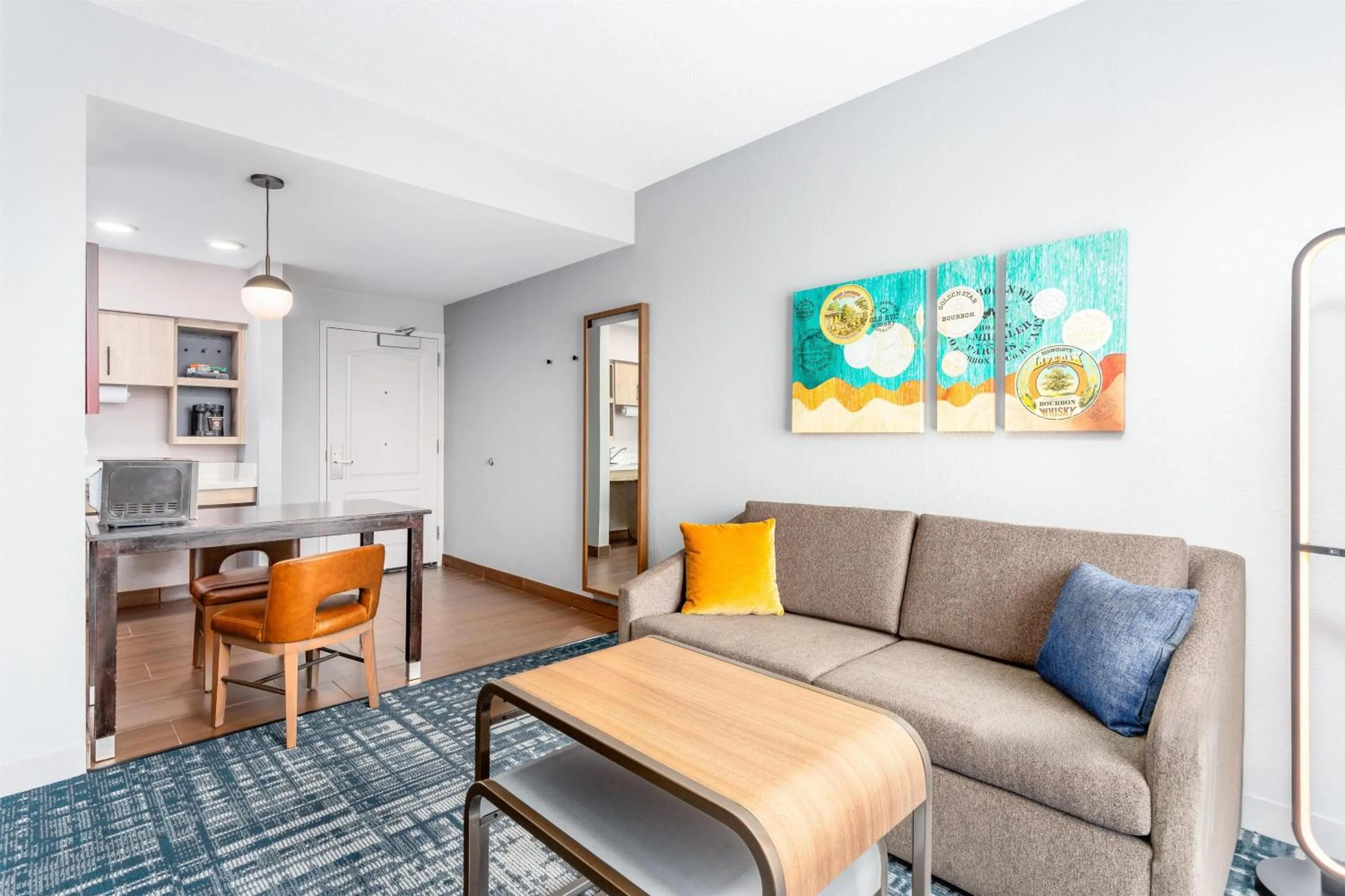 Living room in Homewood Suites by Hilton Lexington Fayette Mall