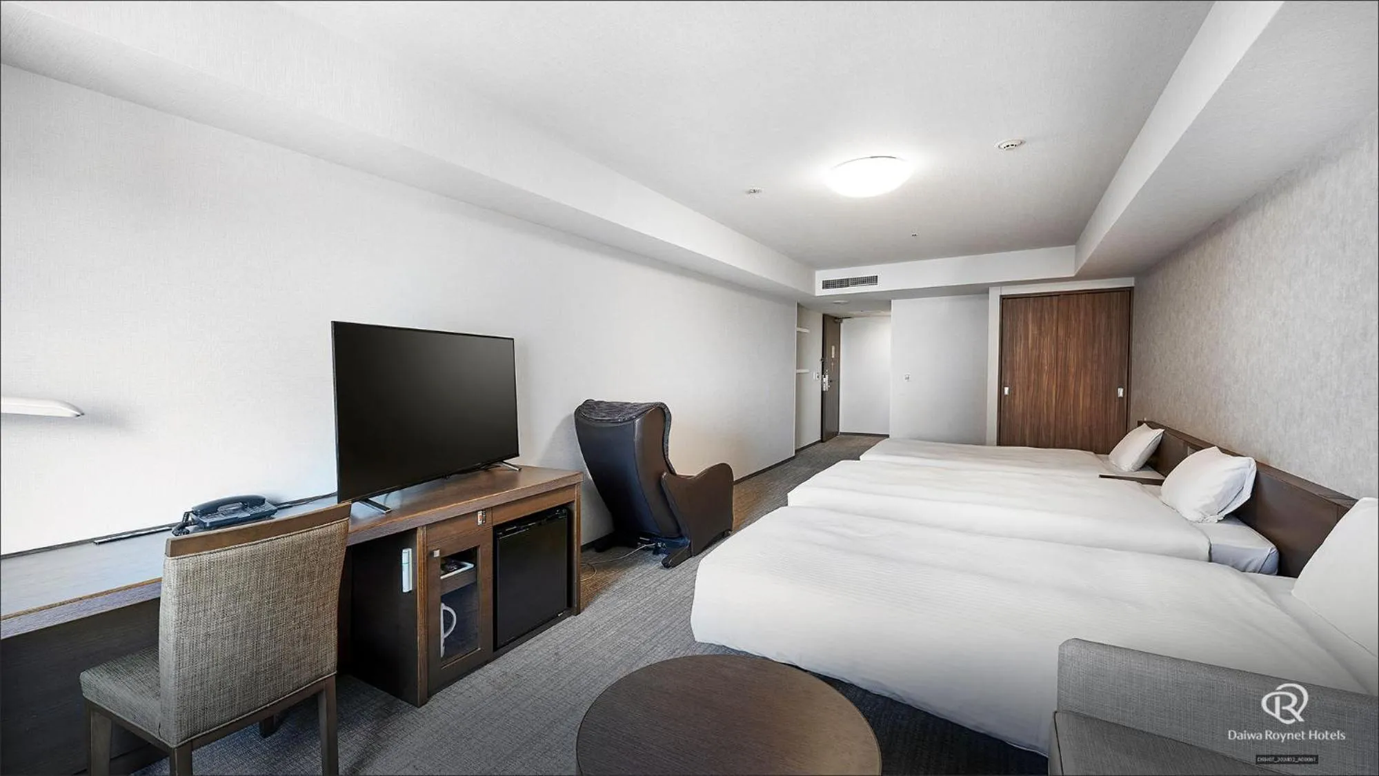 Bed in Daiwa Roynet Hotel Naha Omoromachi