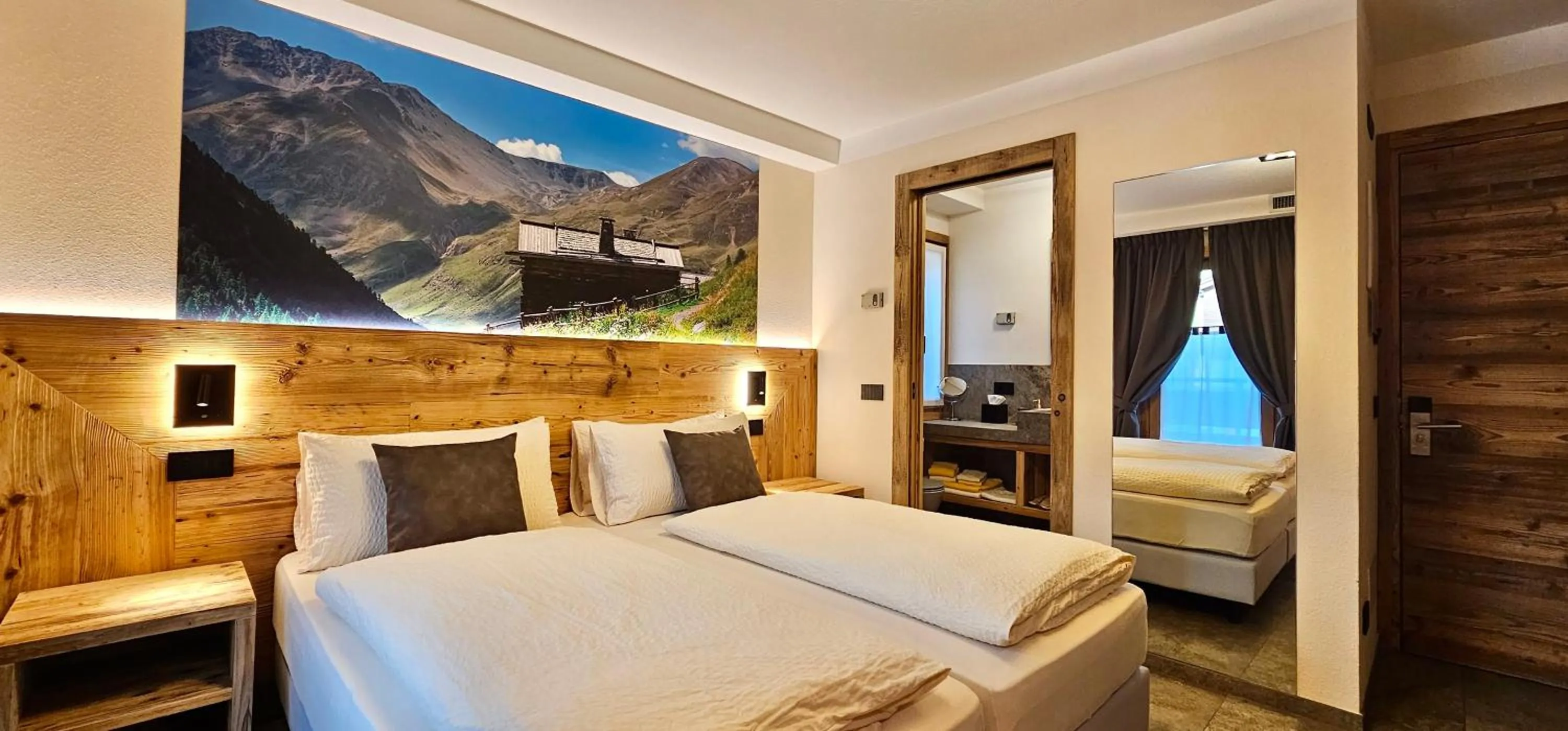Bedroom, Bed in Albergo Alpenrose