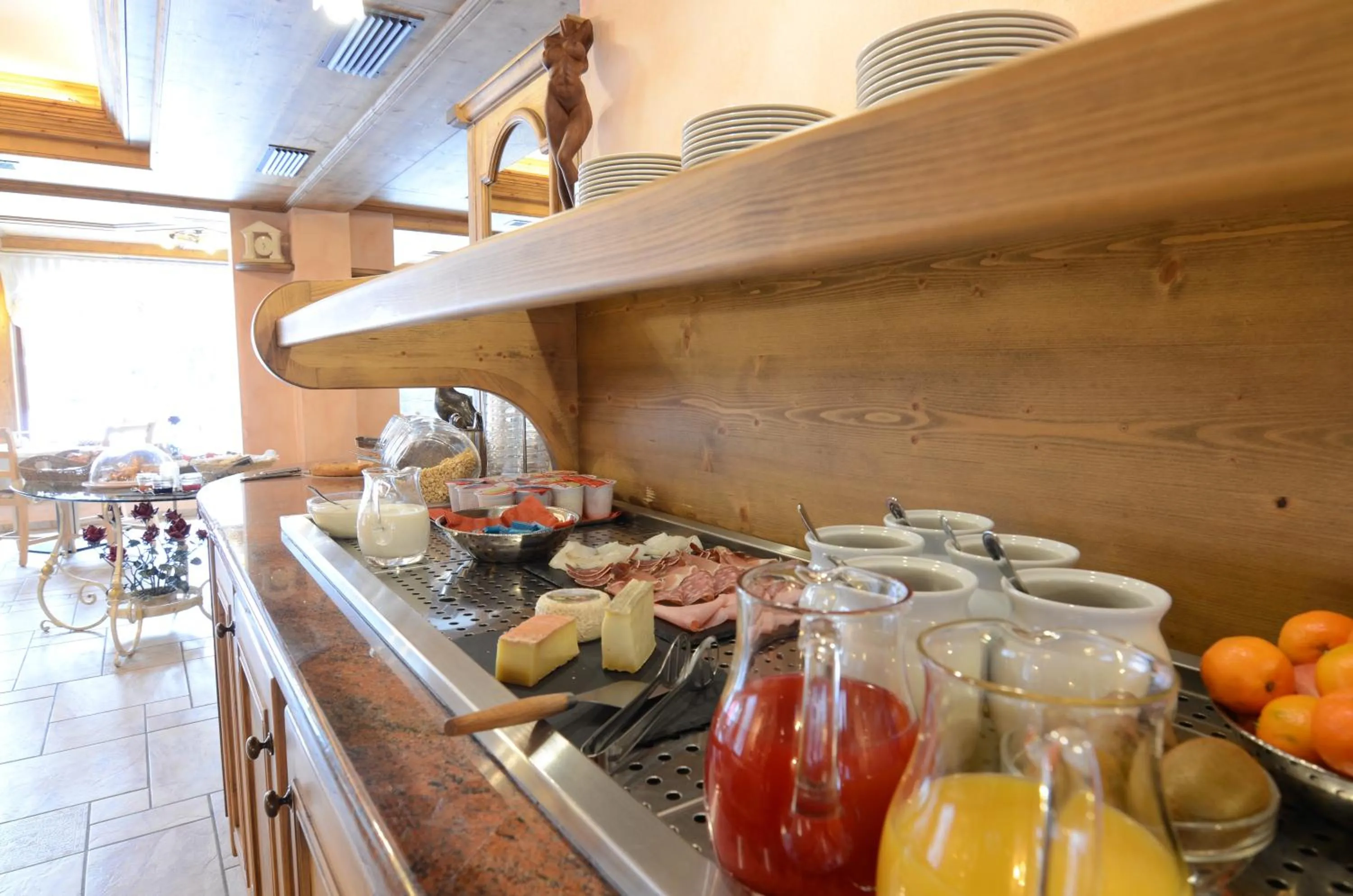 Food and drinks in Albergo Alpenrose