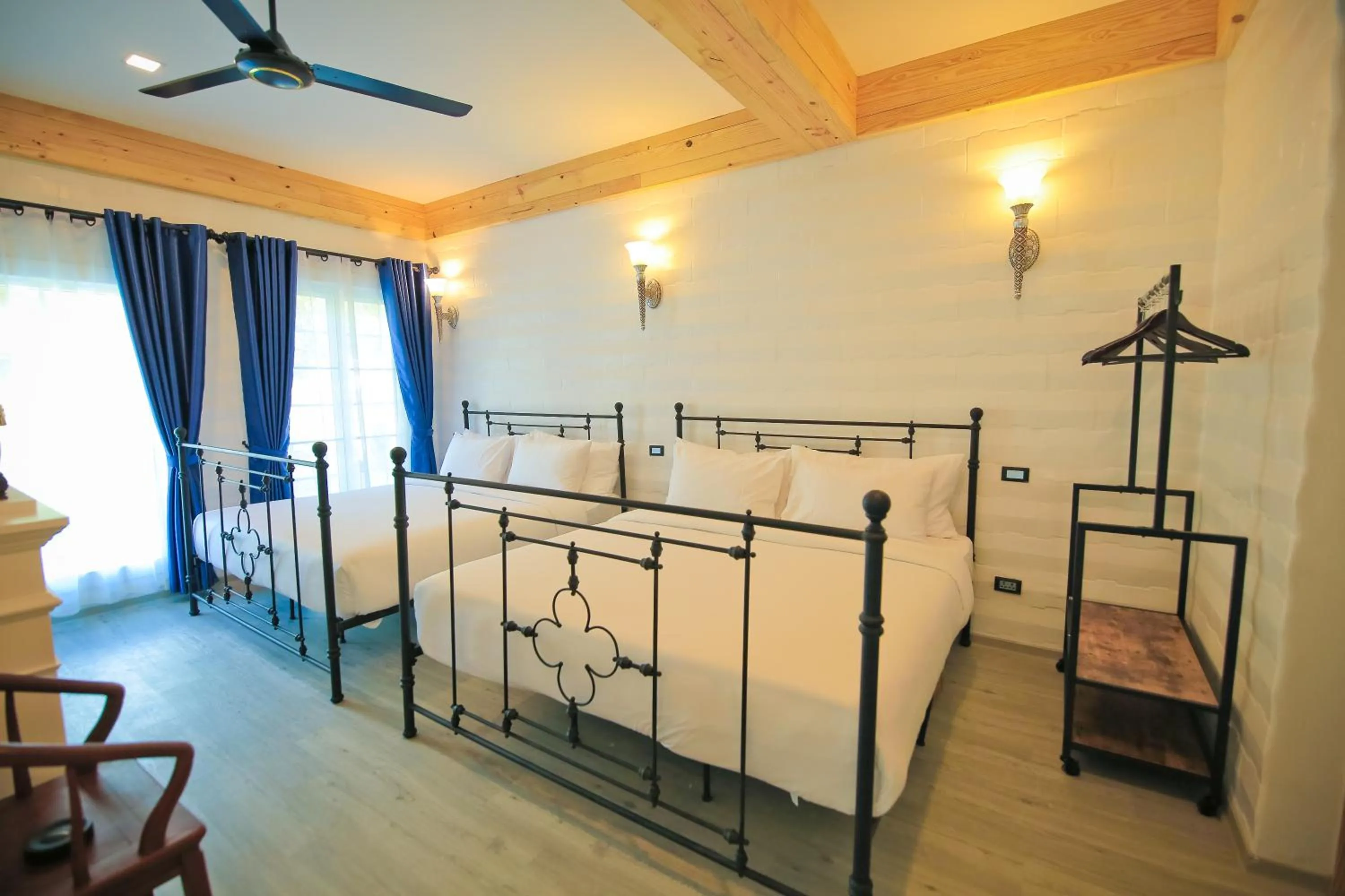 Property building, Bed in Villa PaSon