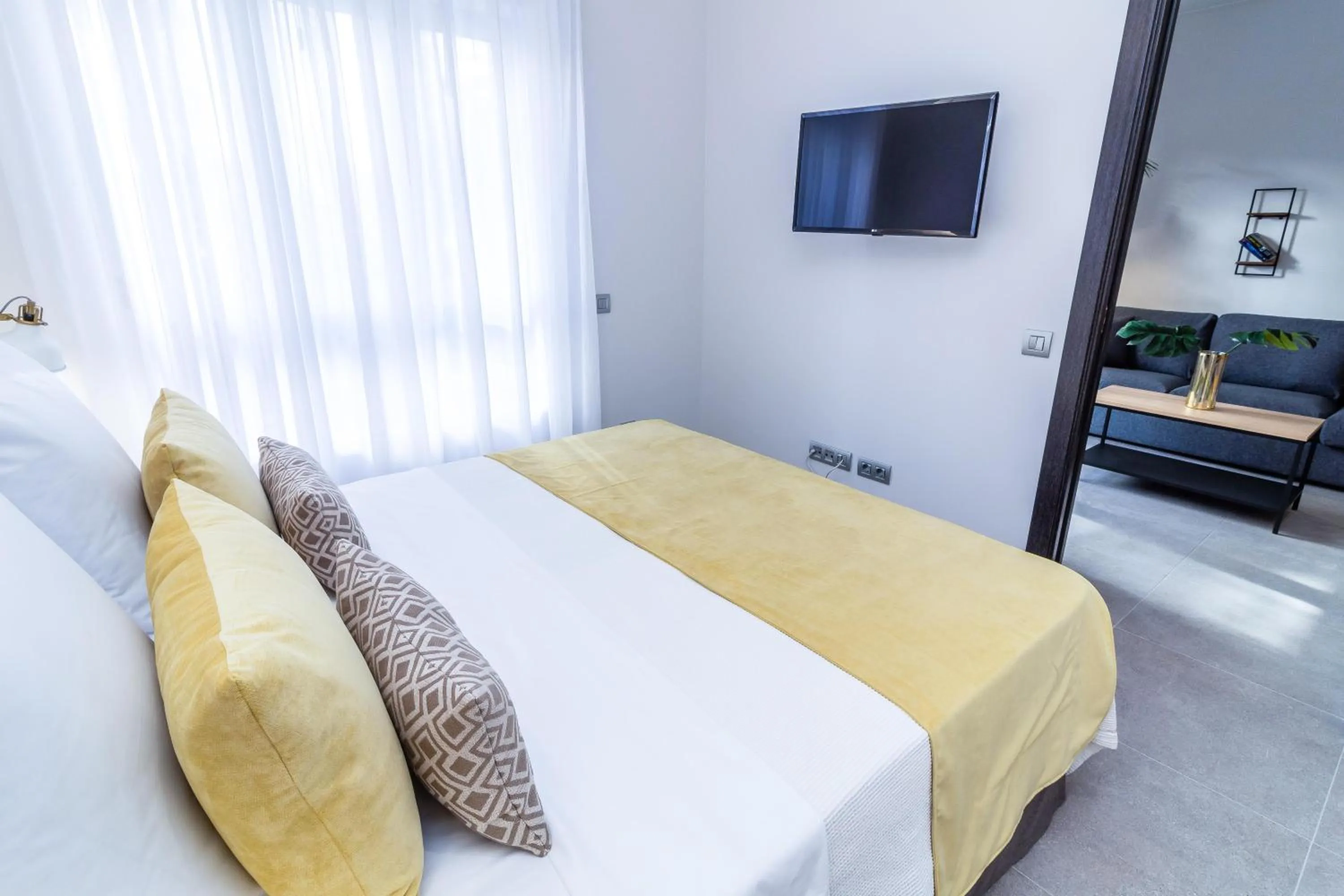 Photo of the whole room, Bed in Bex Holiday Homes