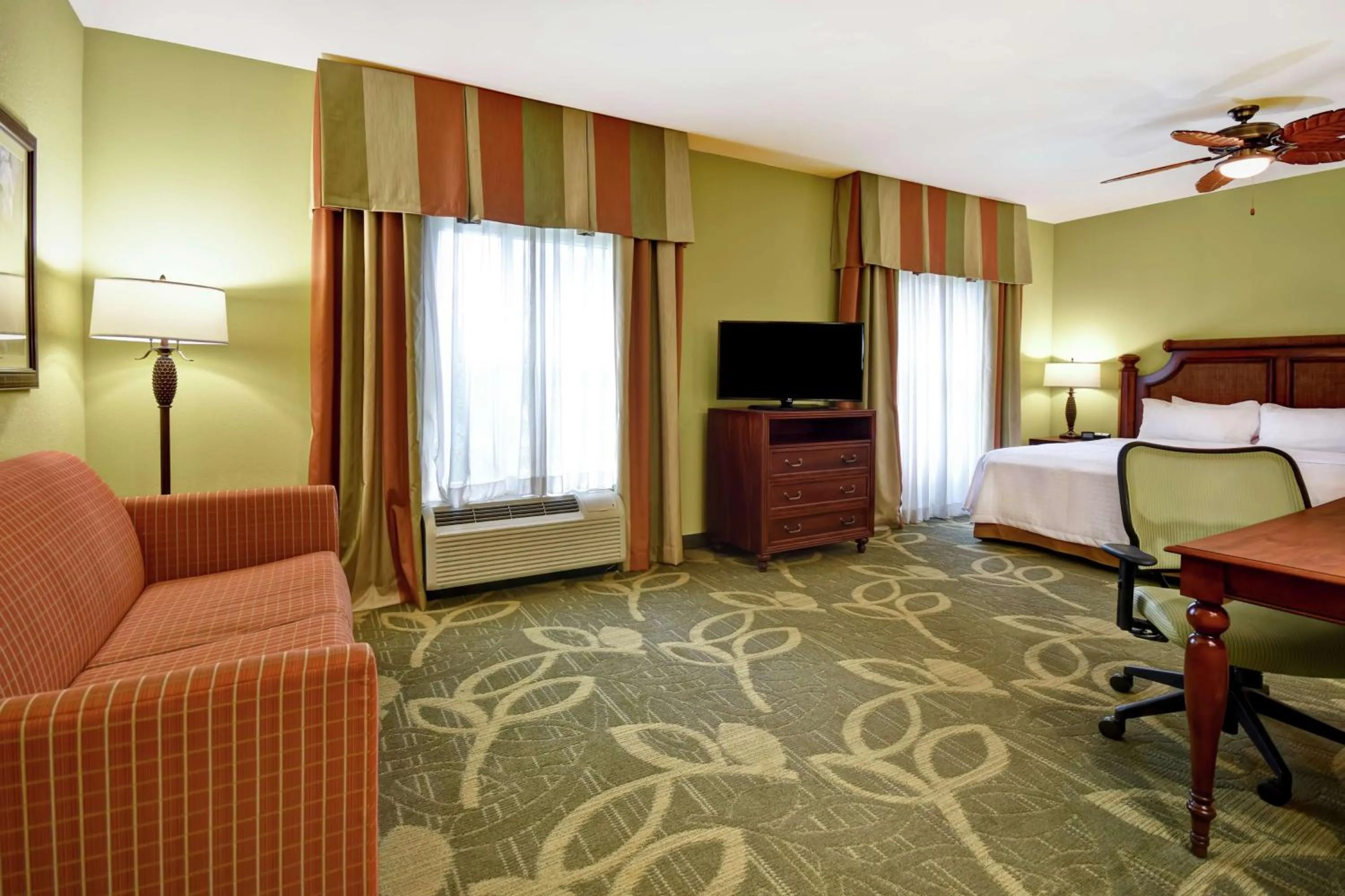 Bedroom, Bed in Homewood Suites by Hilton Ocala at Heath Brook