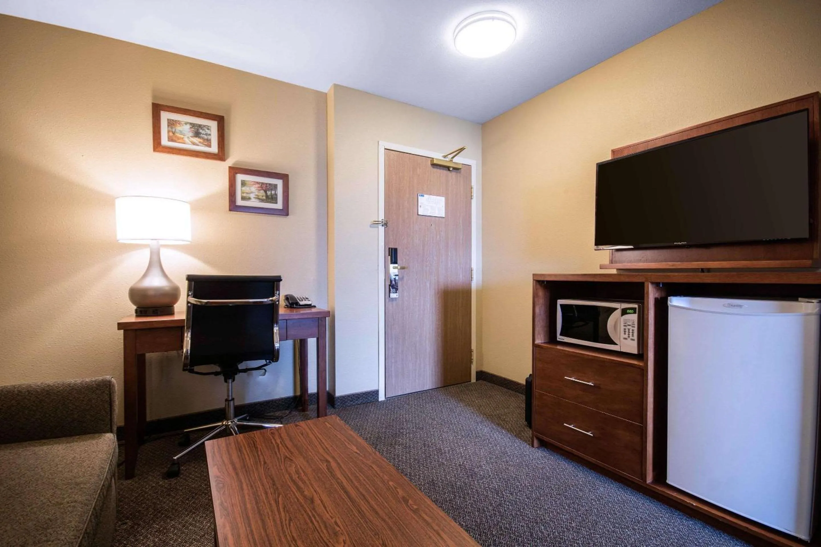 Bedroom in Comfort Inn & Suites