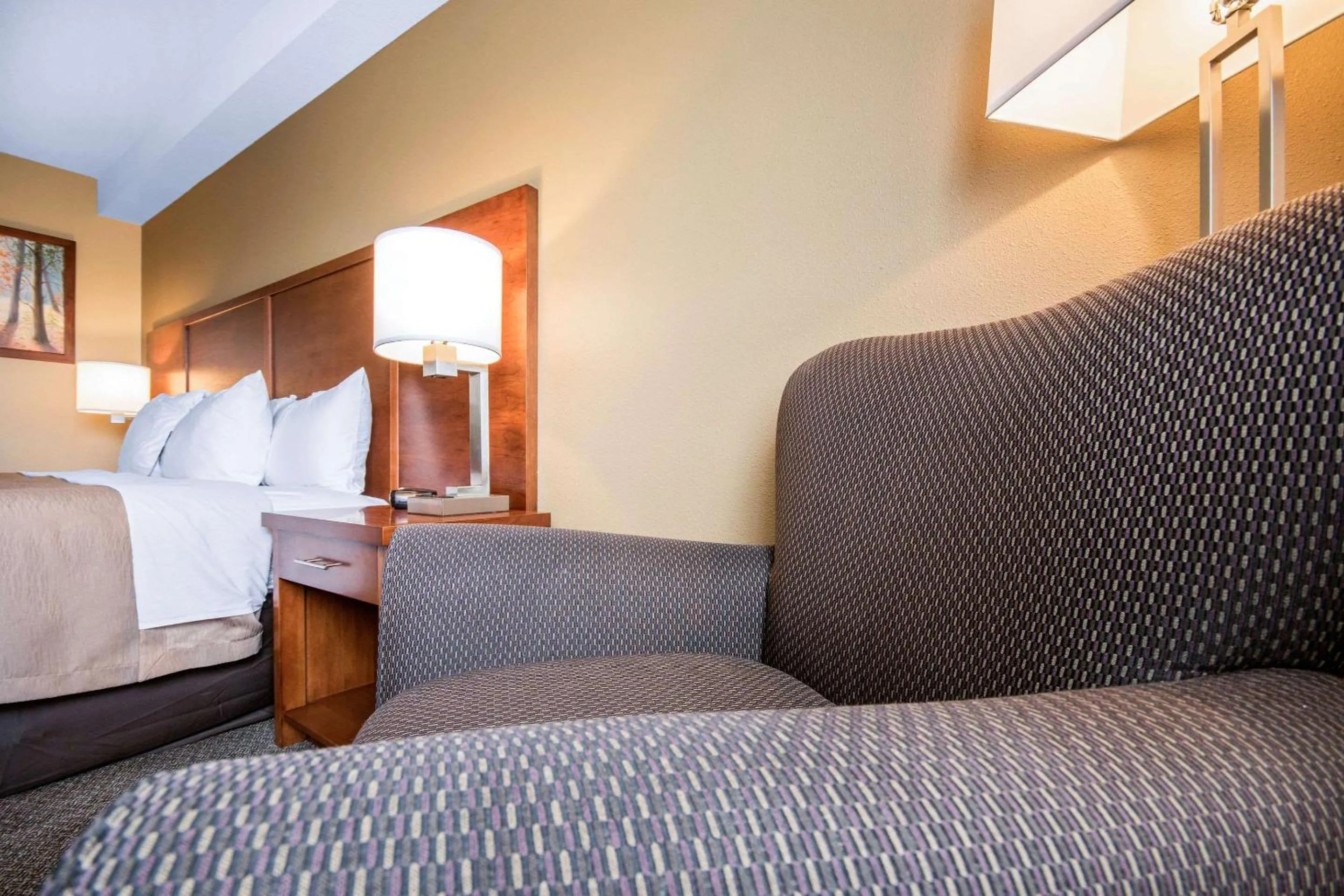 Bedroom, Bed in Comfort Inn & Suites