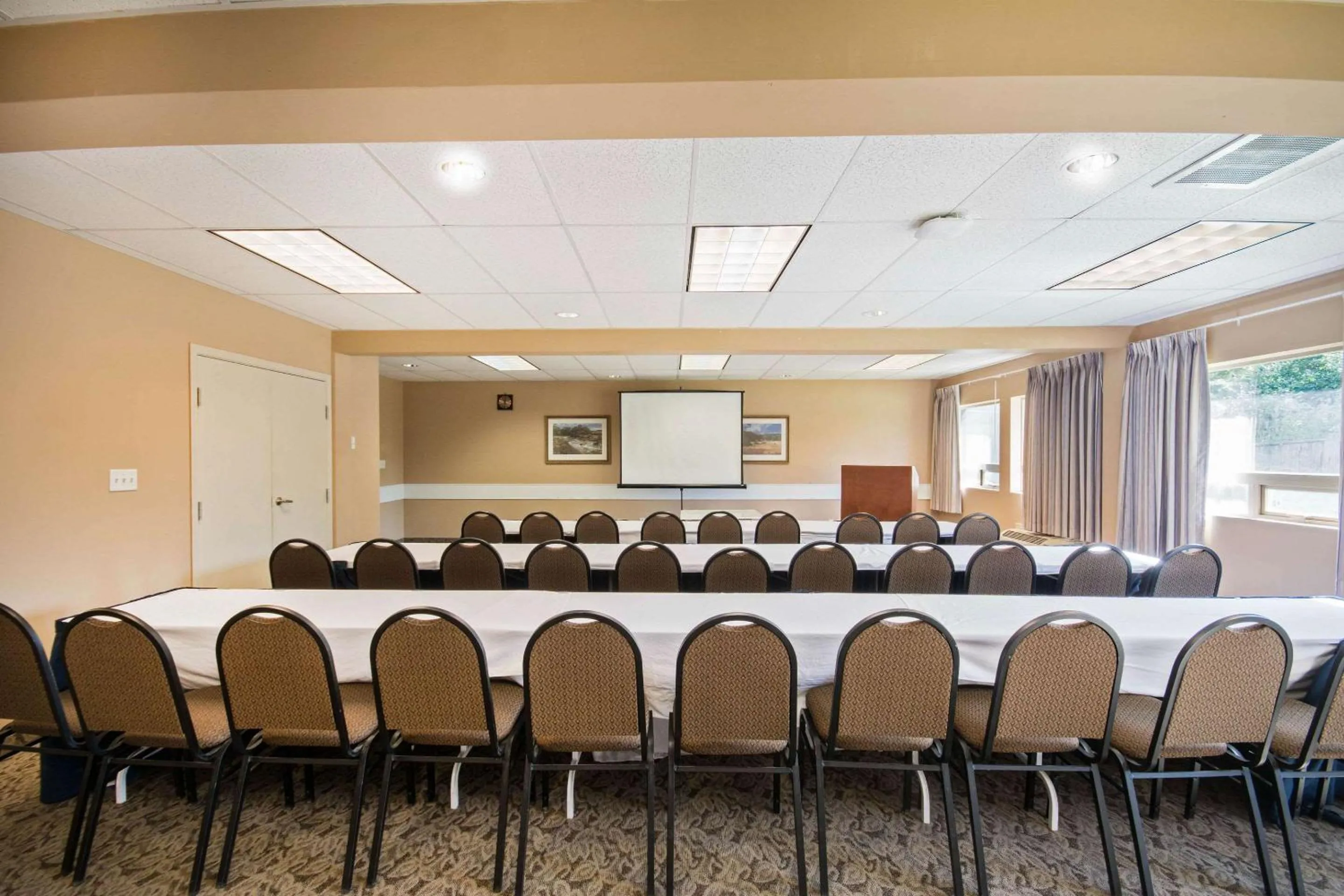Meeting/conference room in Comfort Inn & Suites