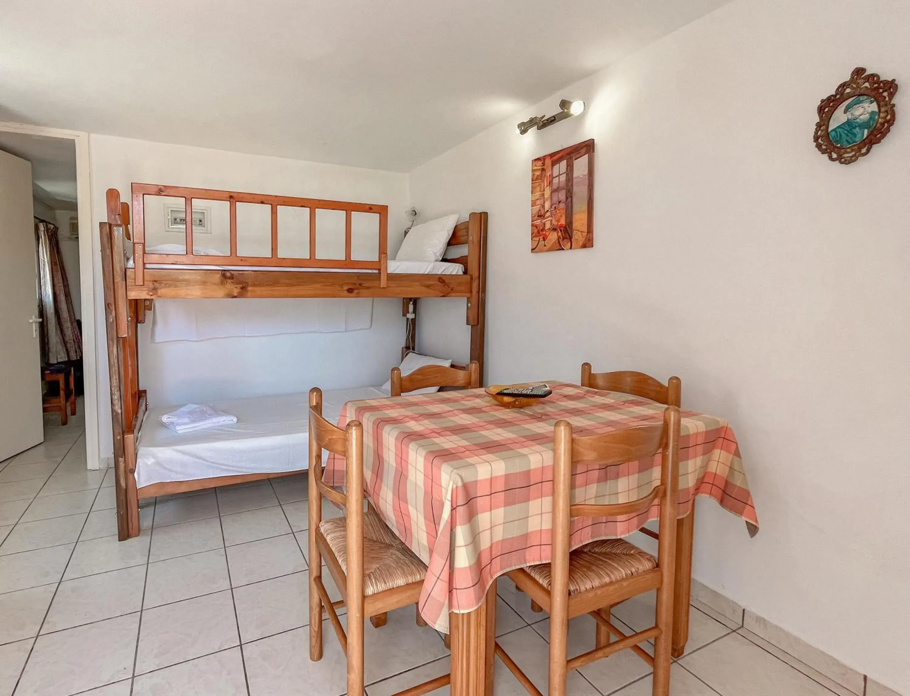 One-Bedroom Apartment (5 Adults) in Amazona Apartments and Studios One-Bedroom Apartment (5 Adults) in Amazona Apartments and Studios