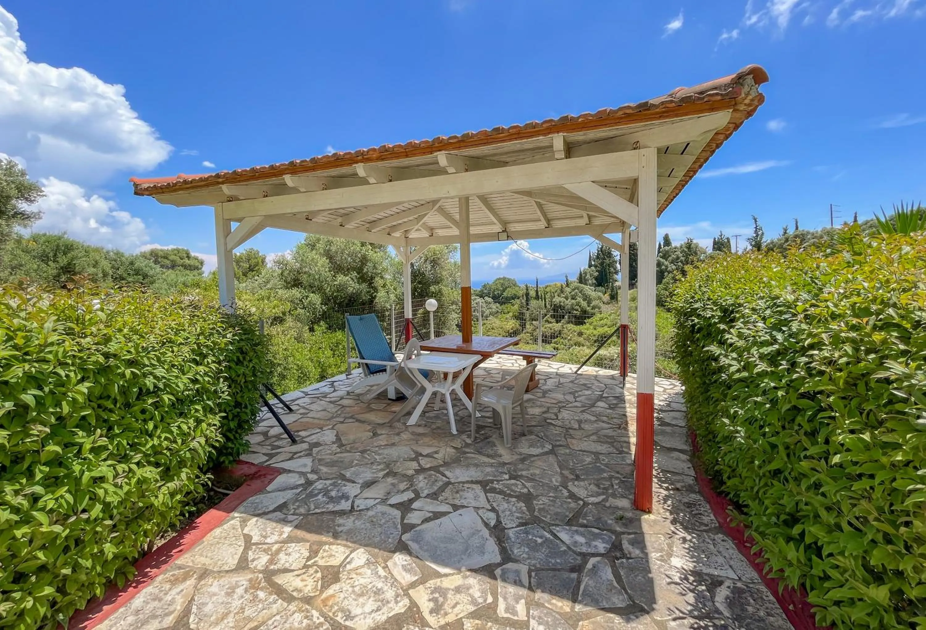 Patio in Amazona Apartments and Studios