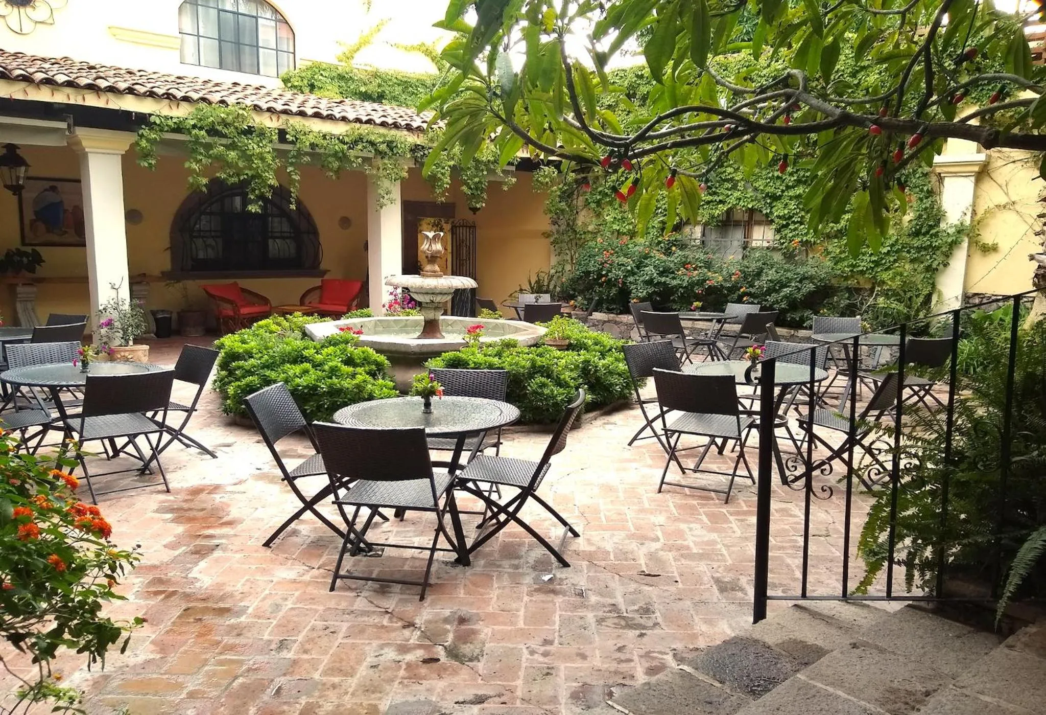 Property building in Casa de la Noche