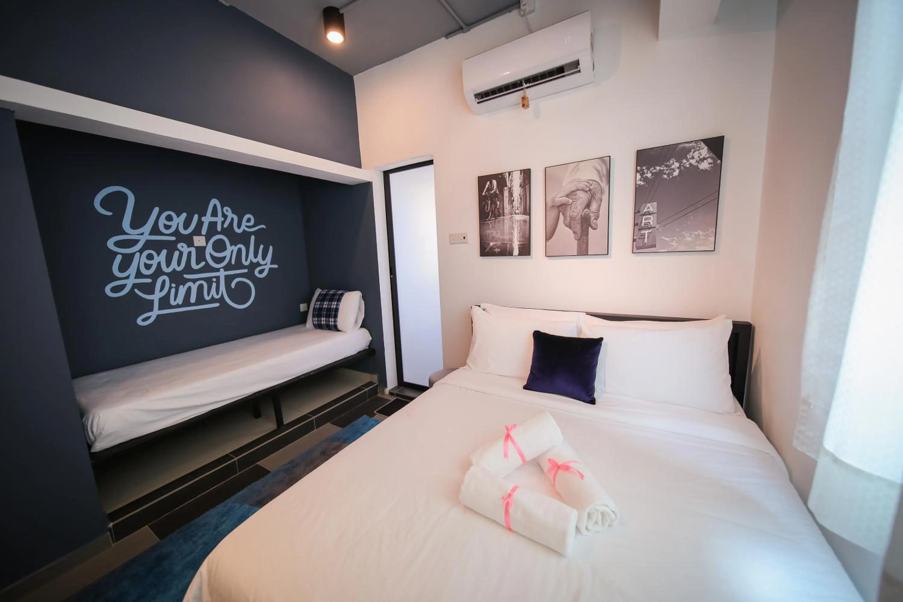 Bed in The Best Hotel in Bayan Lepas - THE LOV PENANG