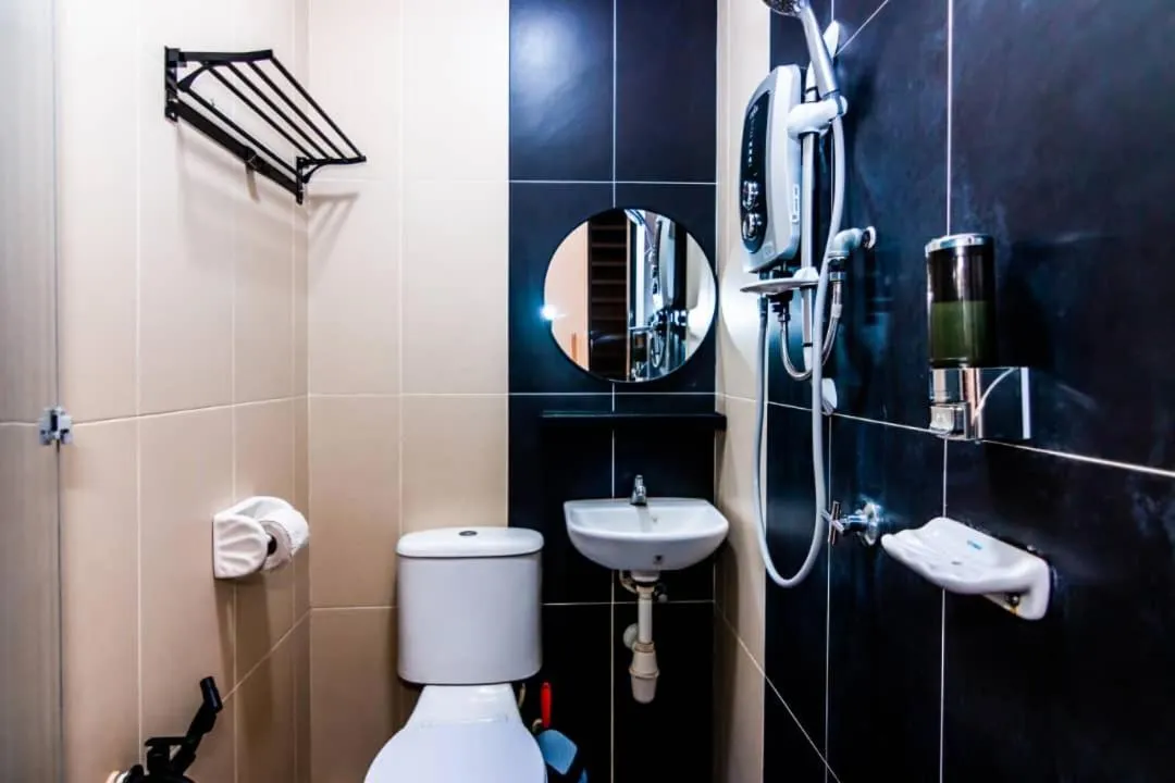 The Best Hotel in Bayan Lepas - THE LOV PENANG