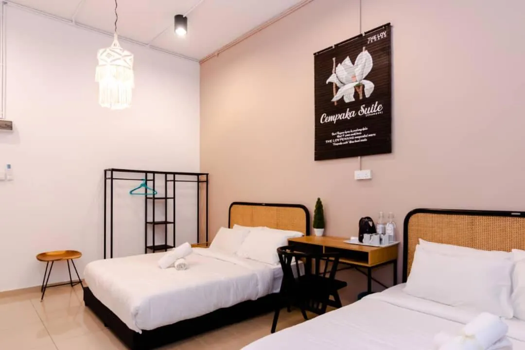 Bed in The Best Hotel in Bayan Lepas - THE LOV PENANG