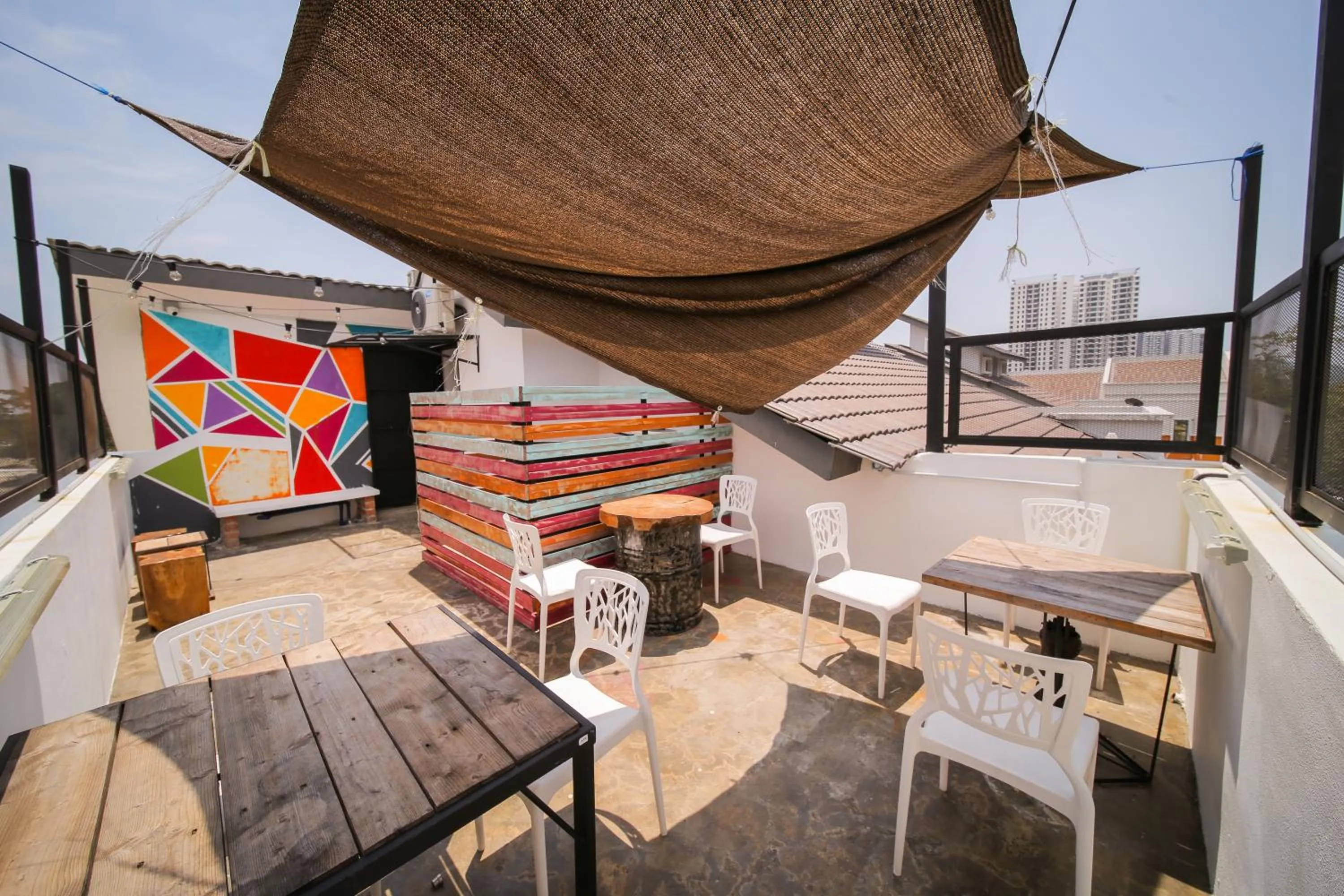 BBQ facilities in The Best Hotel in Bayan Lepas - THE LOV PENANG