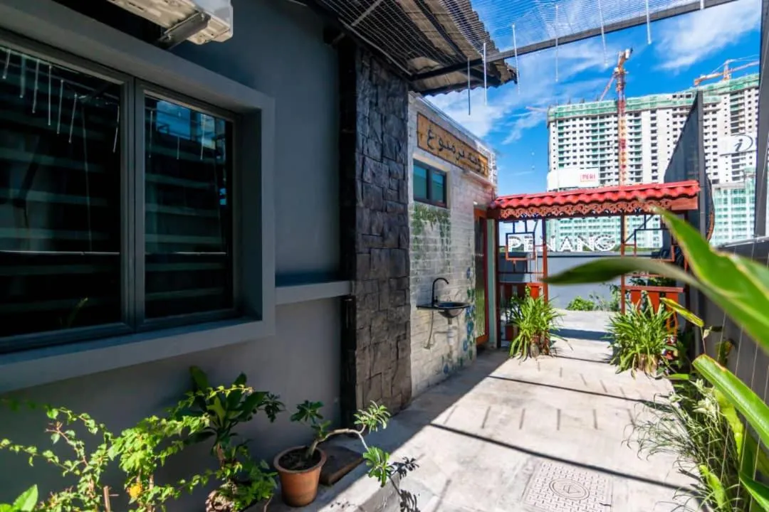 The Best Hotel in Bayan Lepas - THE LOV PENANG