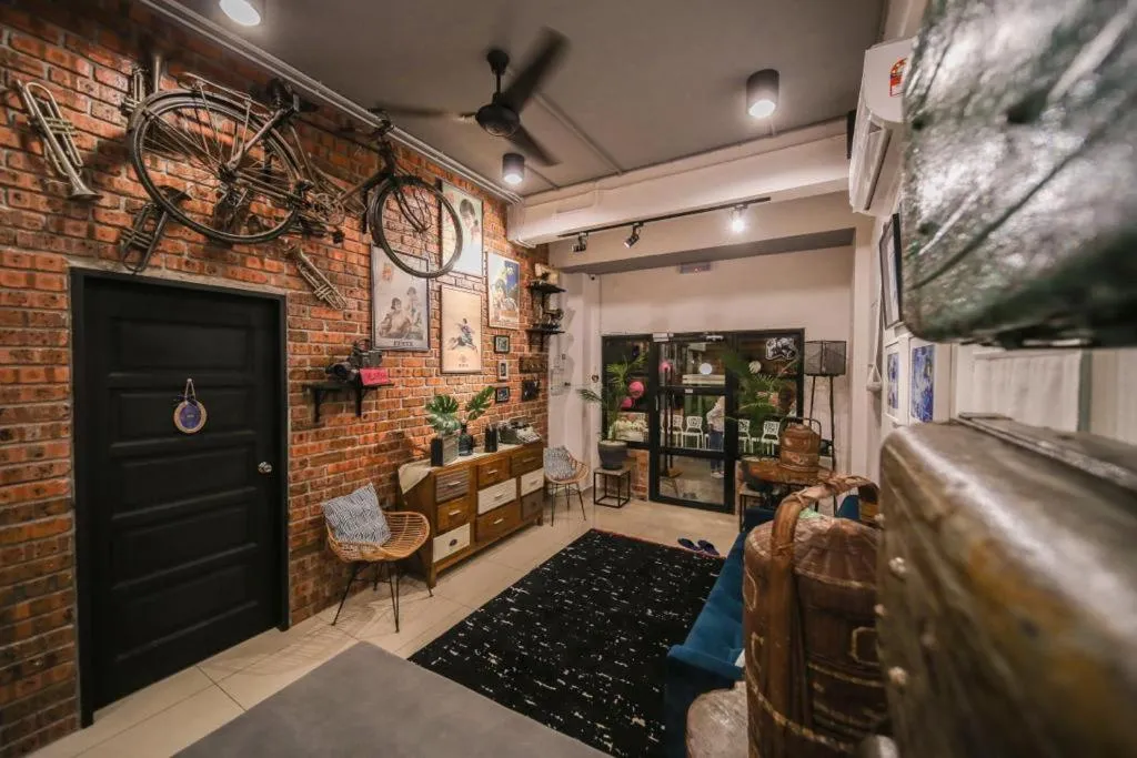 The Best Hotel in Bayan Lepas - THE LOV PENANG