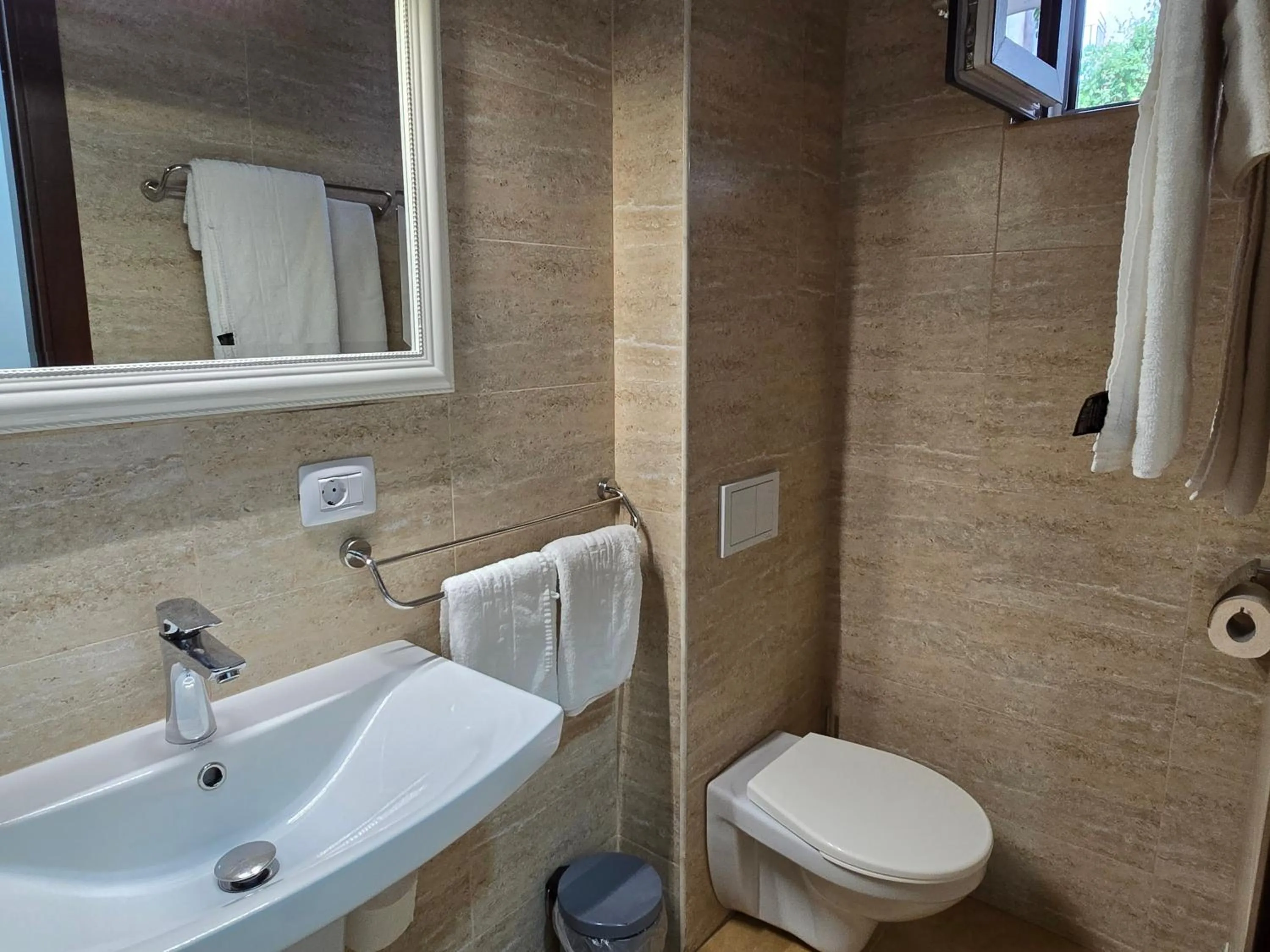 Bathroom in Poet Palace Bucharest