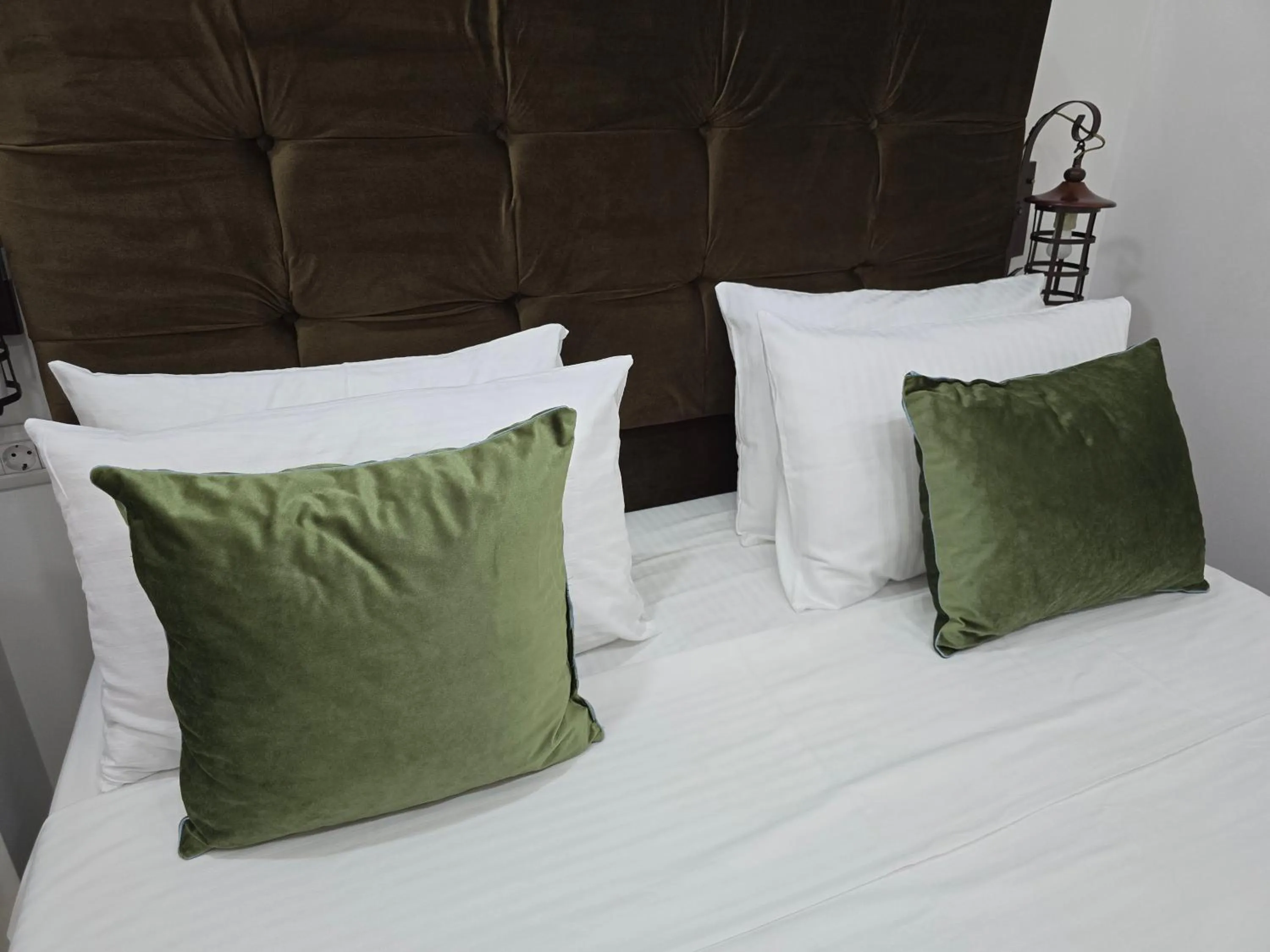 Bed in Poet Palace Bucharest