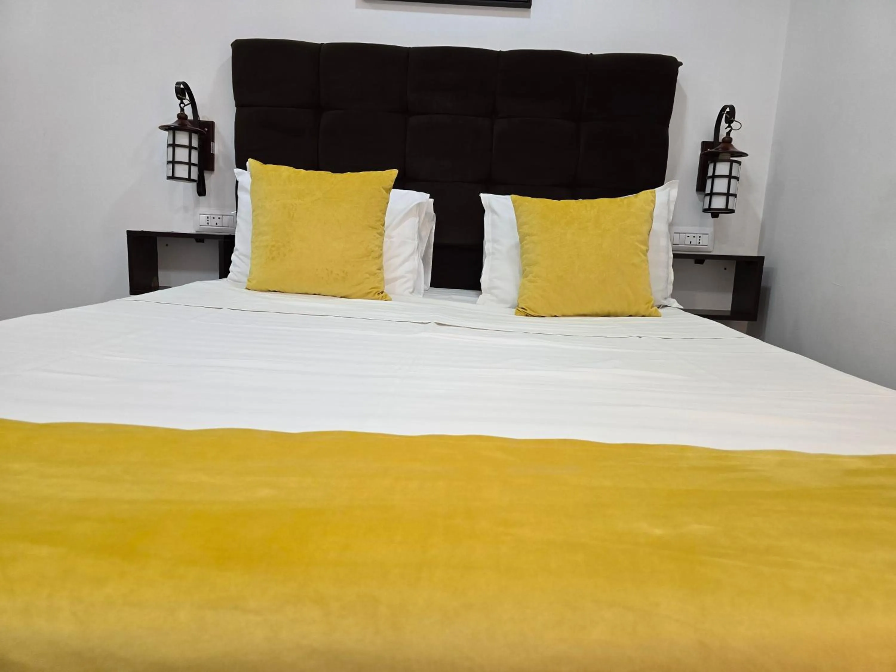 Bedroom, Bed in Poet Palace Bucharest