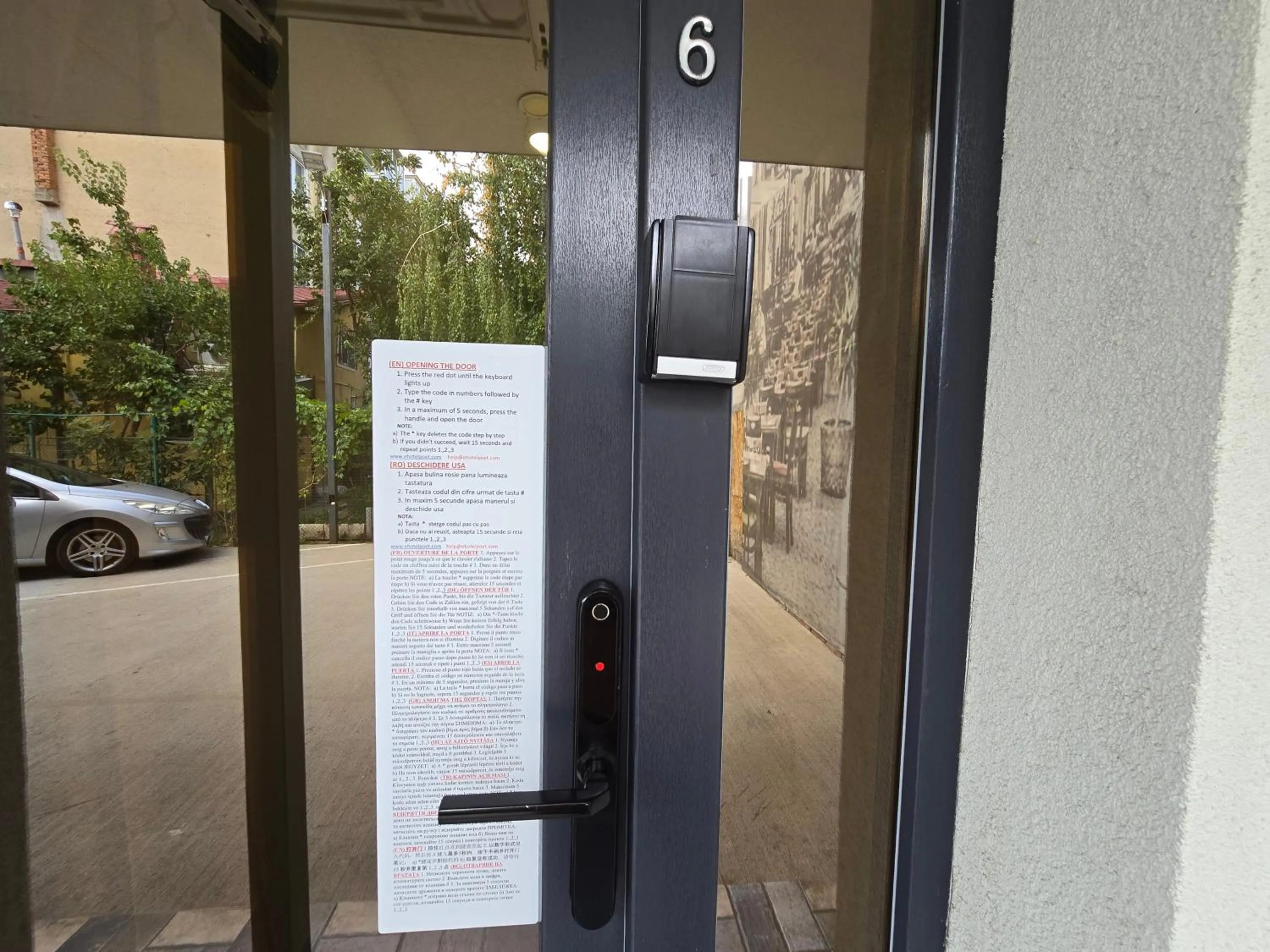 Facade/entrance in Poet Palace Bucharest