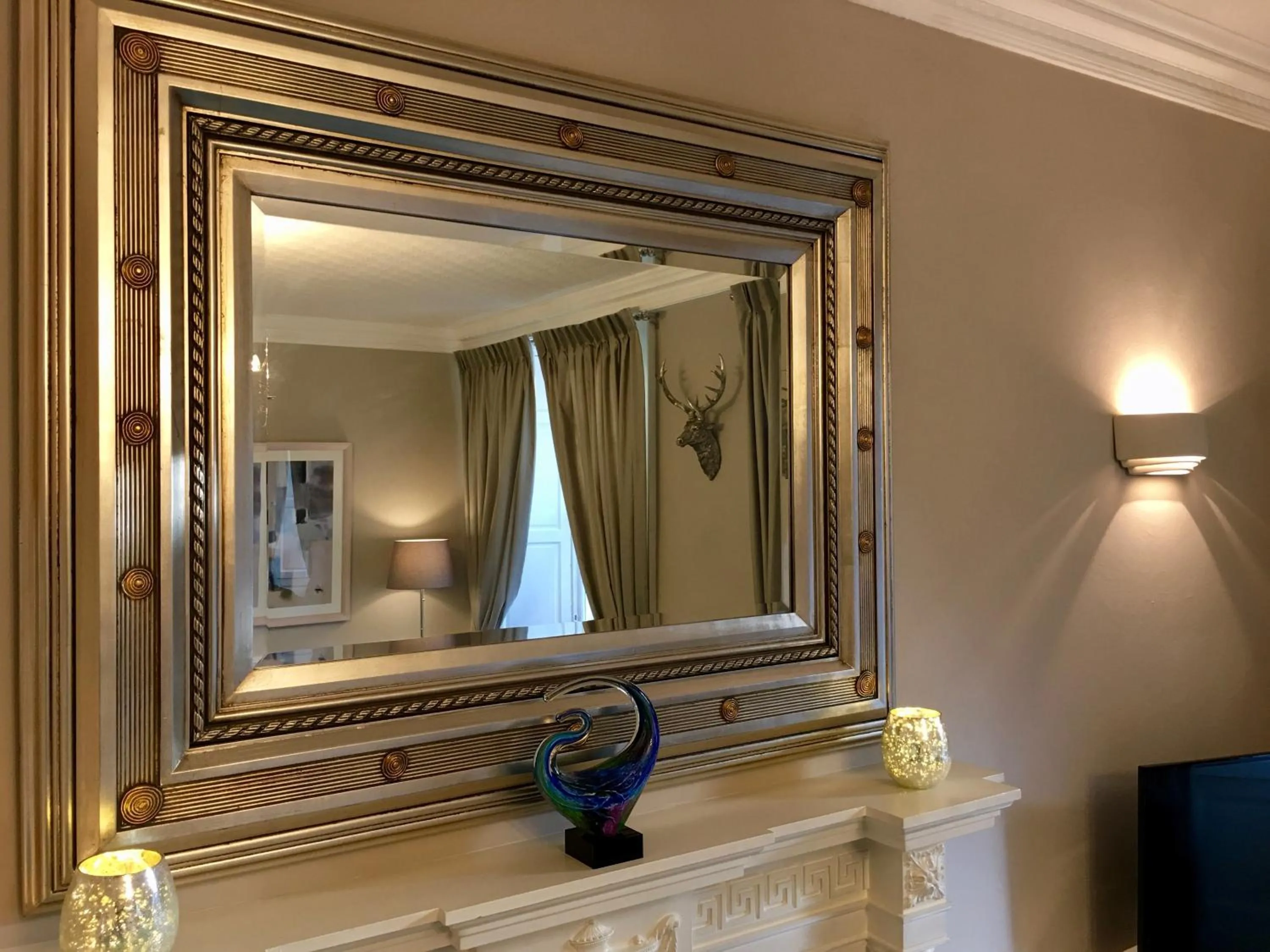 Living room in Escape to Edinburgh @ Abercromby Place