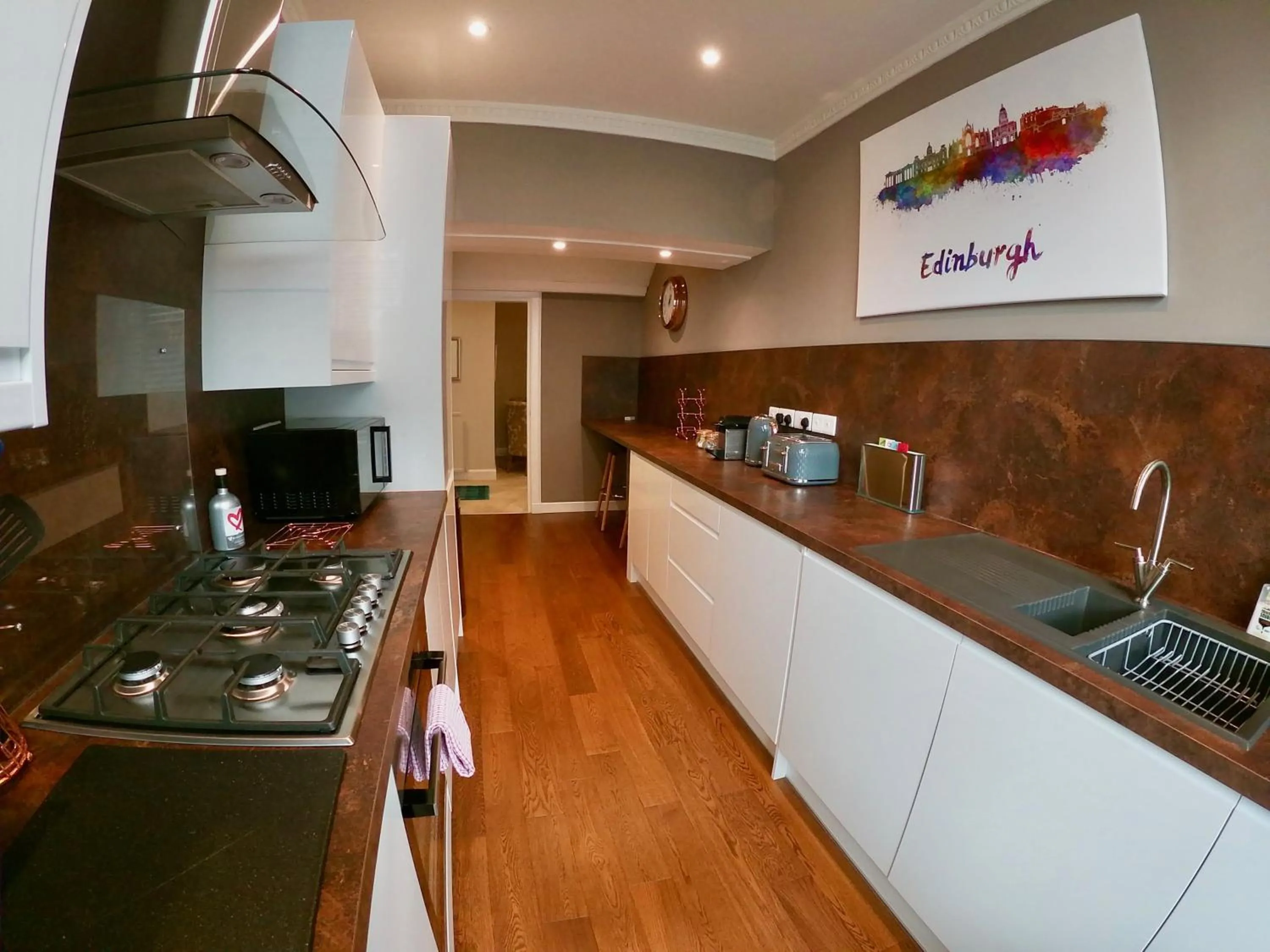 Dining area in Escape to Edinburgh @ Abercromby Place