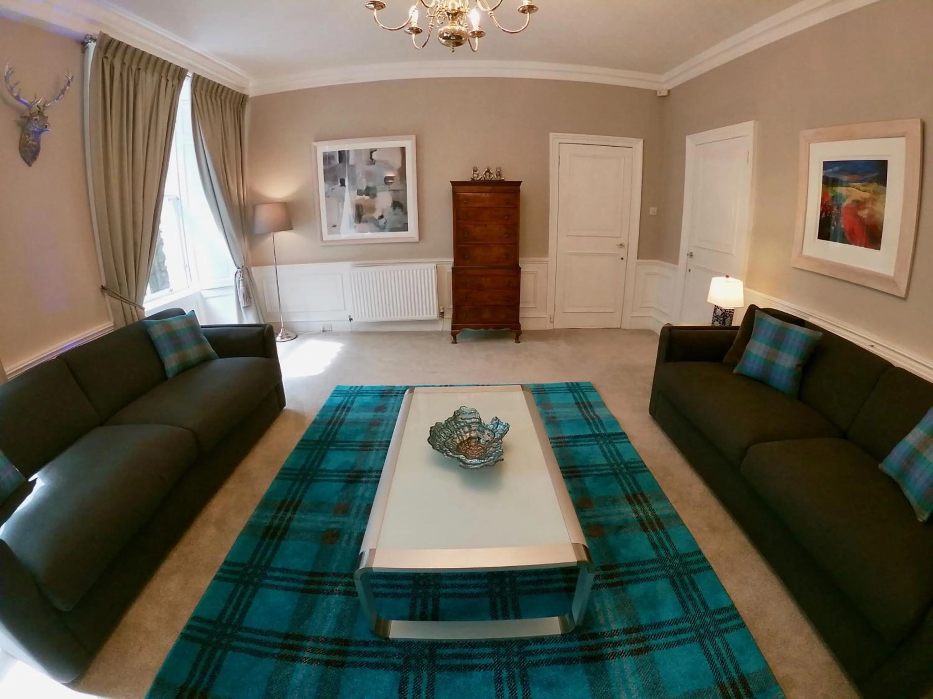 Living room in Escape to Edinburgh @ Abercromby Place