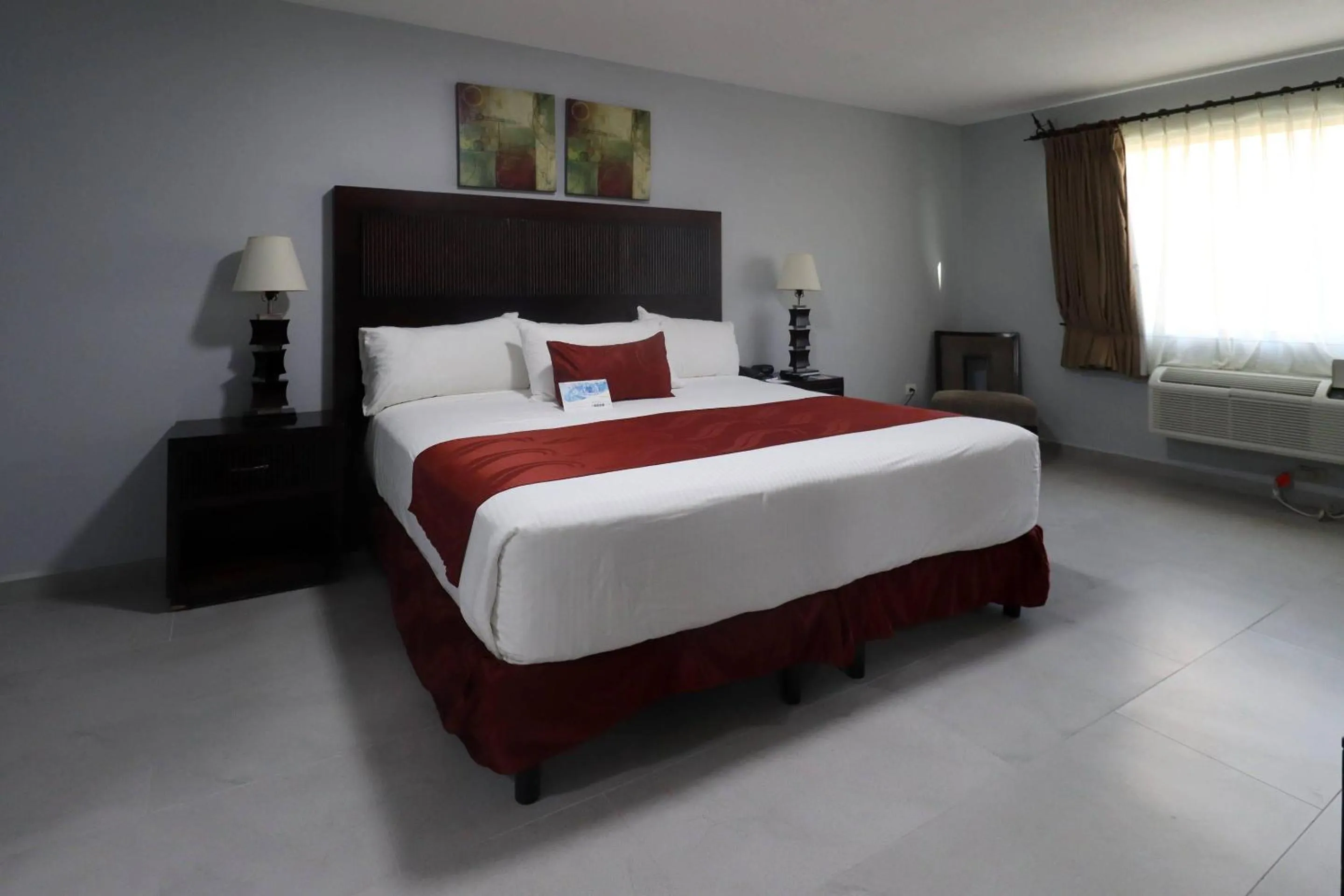 Bedroom, Bed in Quality Inn Piedras Negras