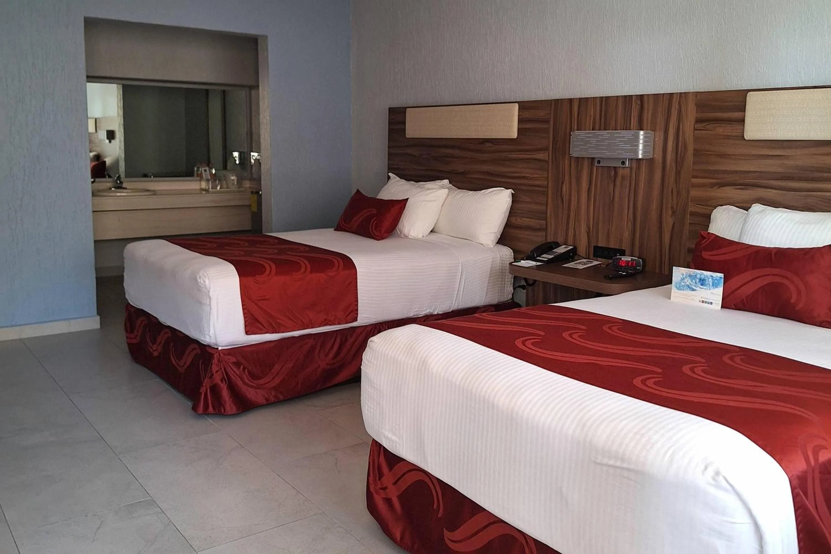 Bedroom, Bed in Quality Inn Piedras Negras