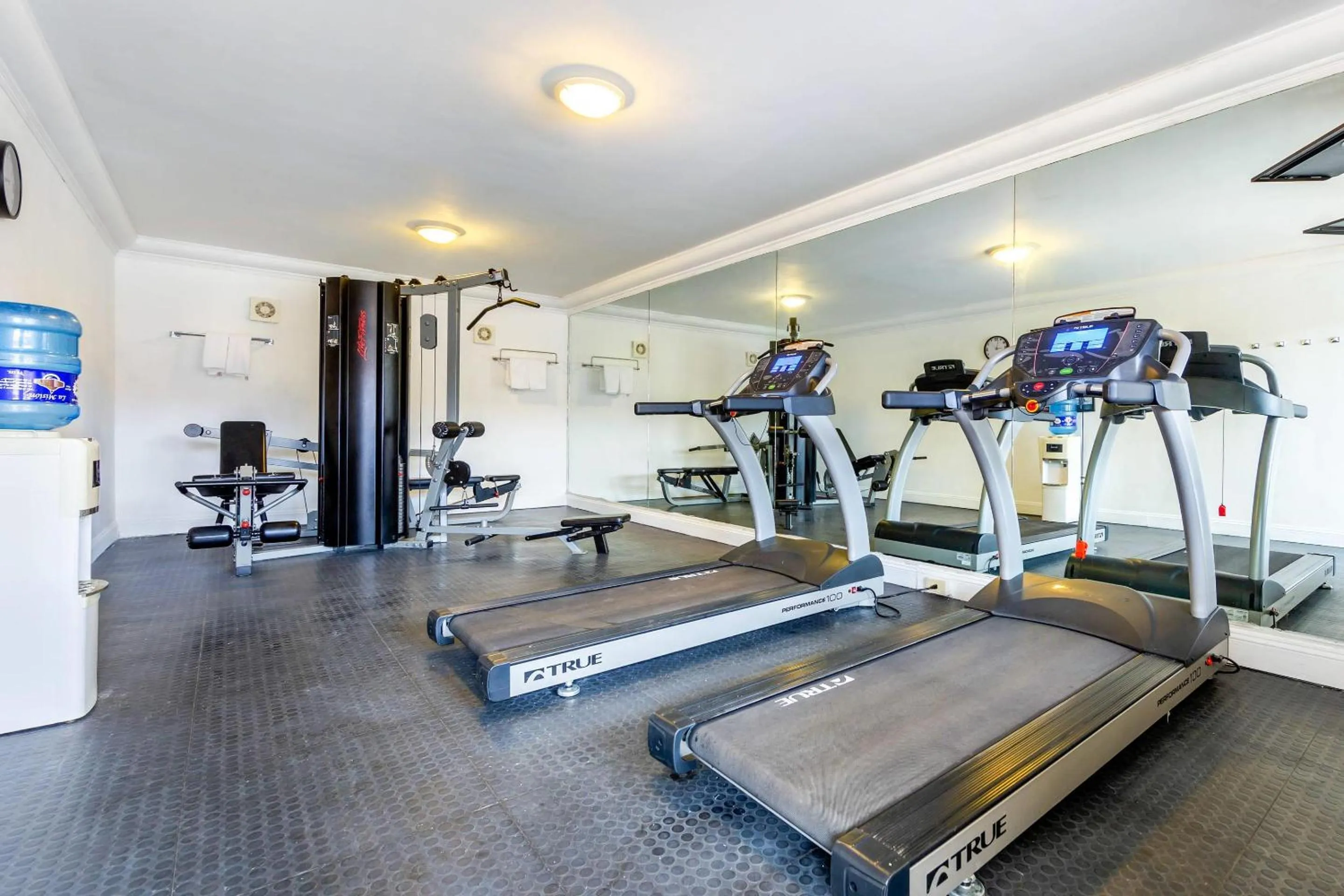 Fitness centre/facilities in Quality Inn Piedras Negras
