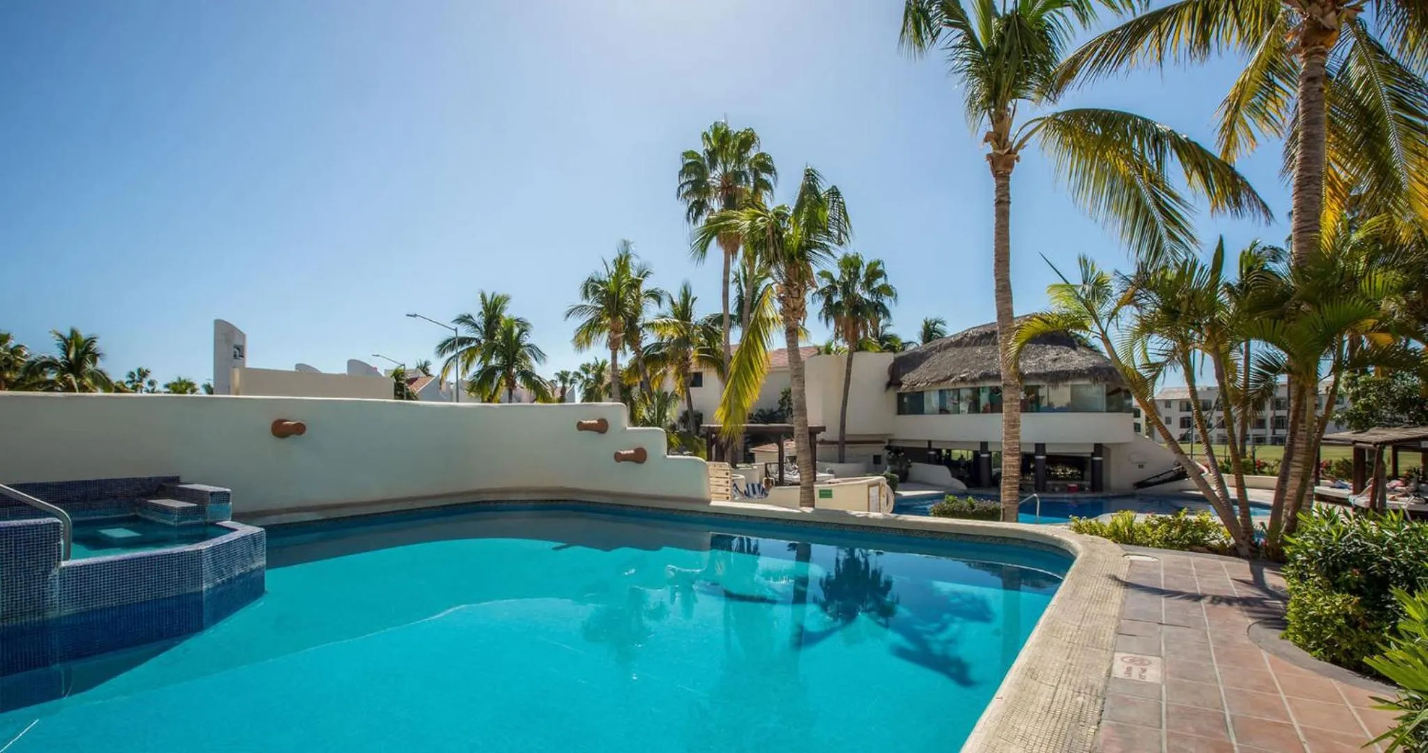 Day in Park Royal Homestay Los Cabos