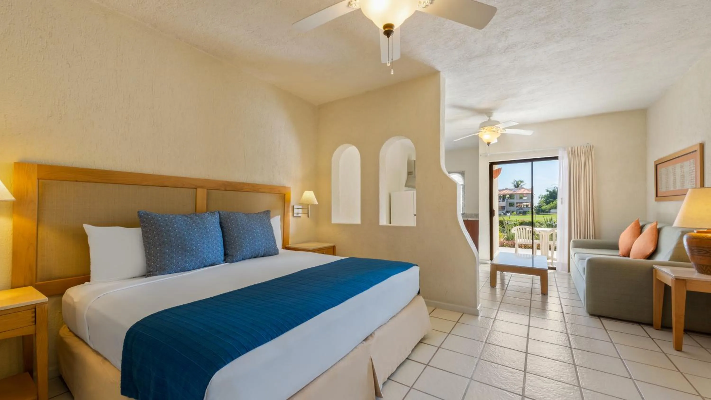 Junior Suite in Park Royal Homestay Los Cabos