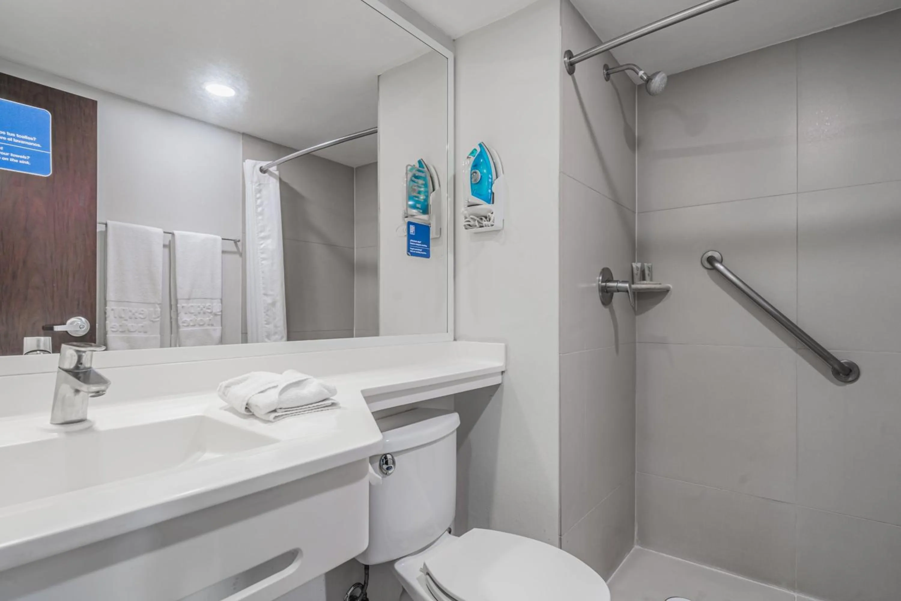 Bathroom in City Express by Marriott Queretaro Jurica