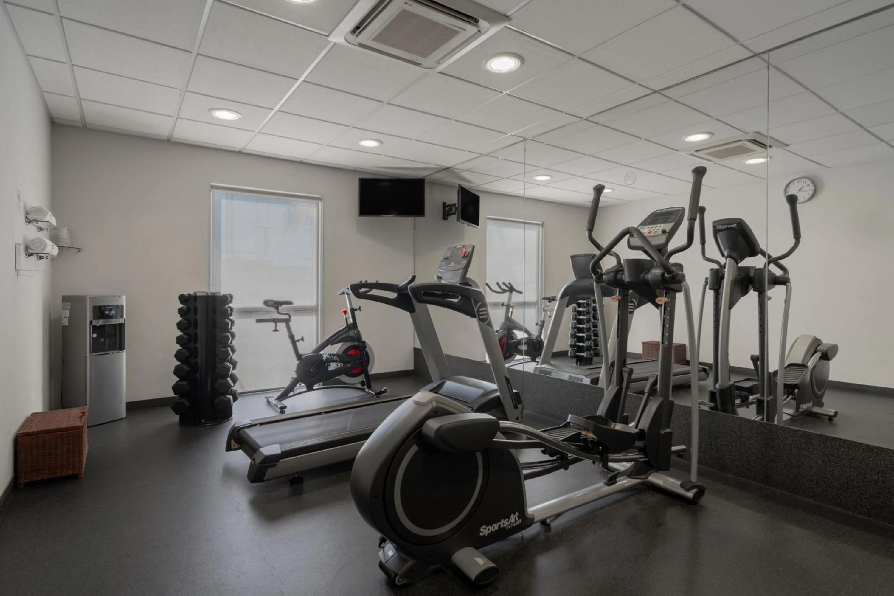 Fitness centre/facilities in City Express by Marriott Queretaro Jurica