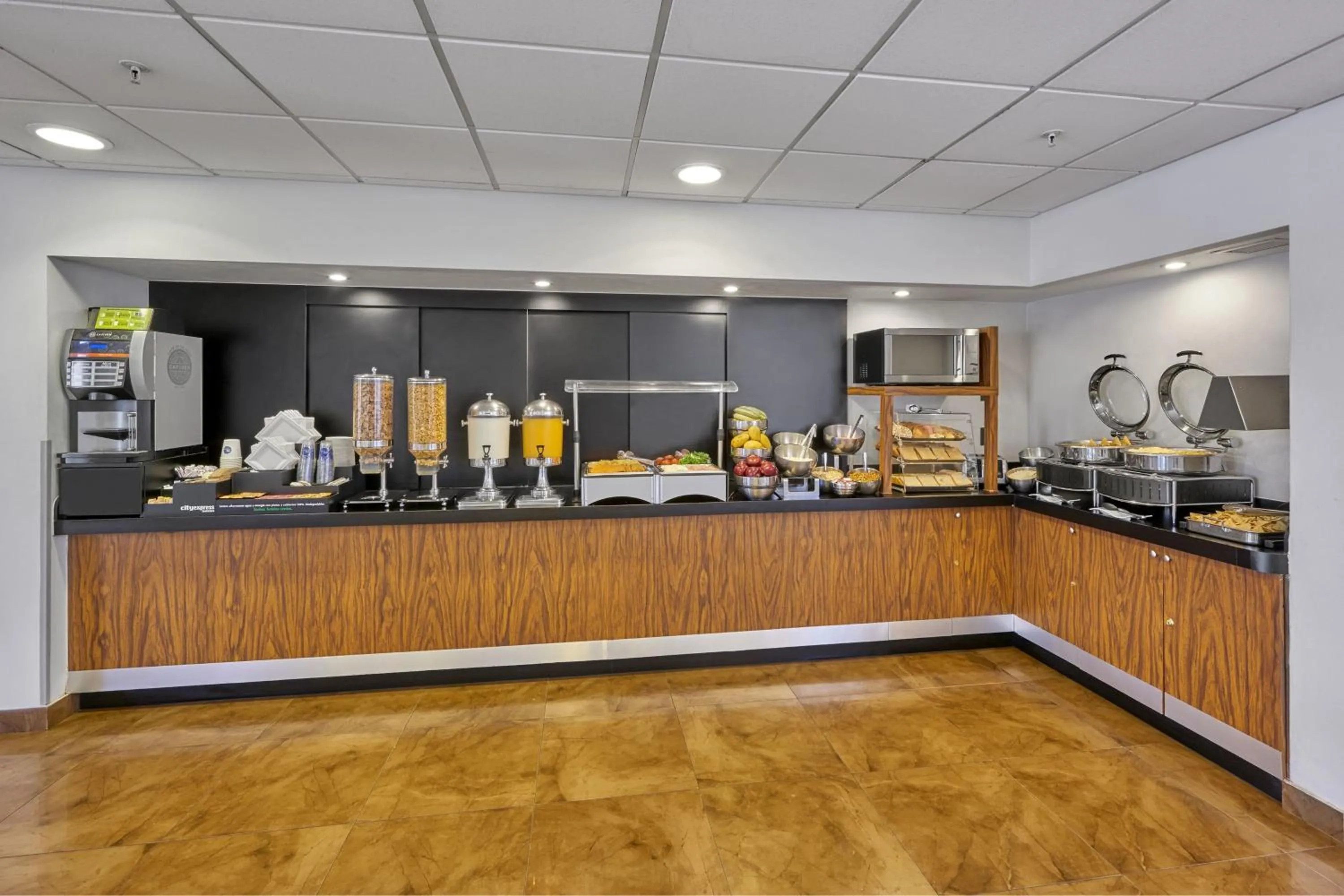 Breakfast in City Express by Marriott Queretaro Jurica