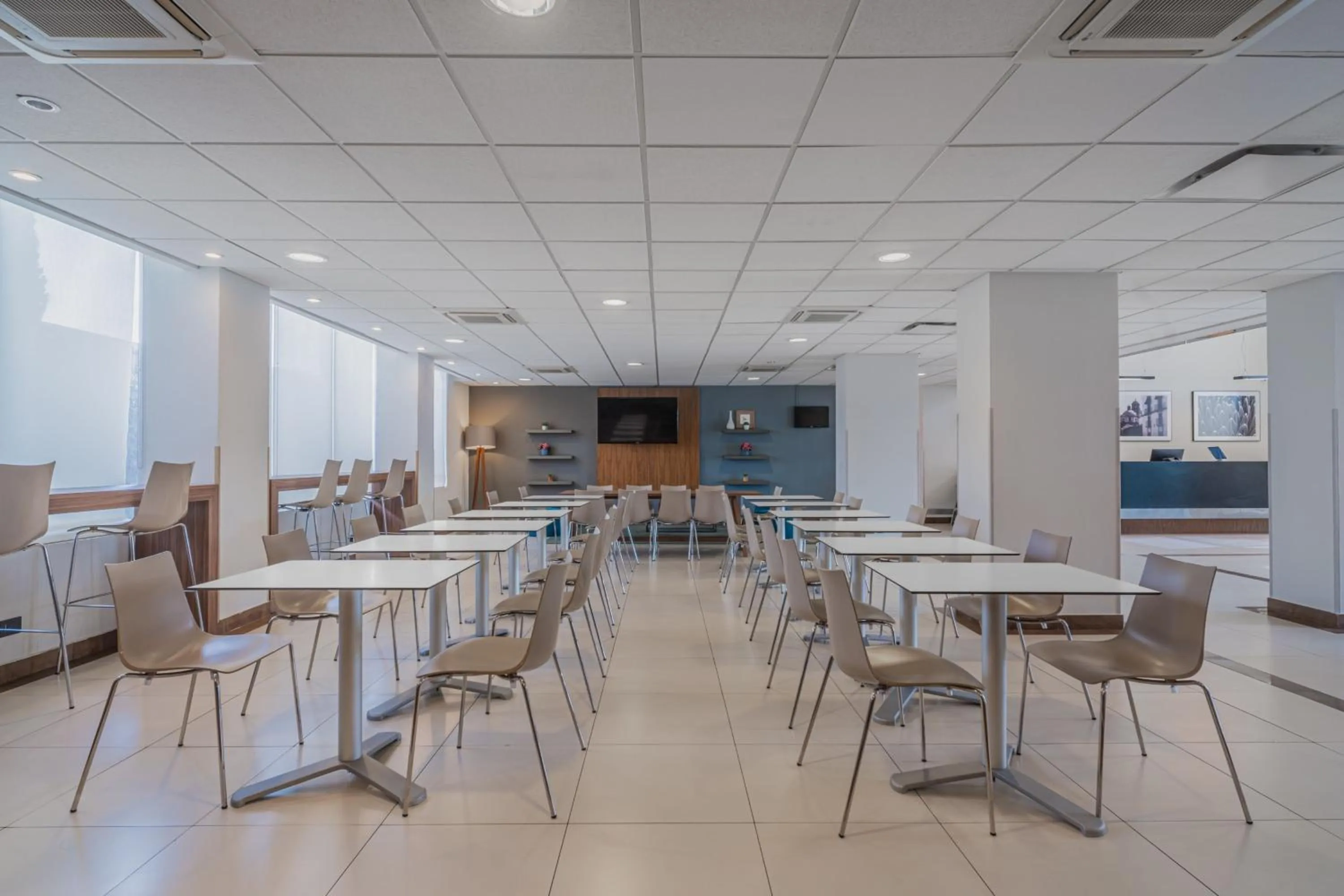 Breakfast in City Express by Marriott Queretaro Jurica