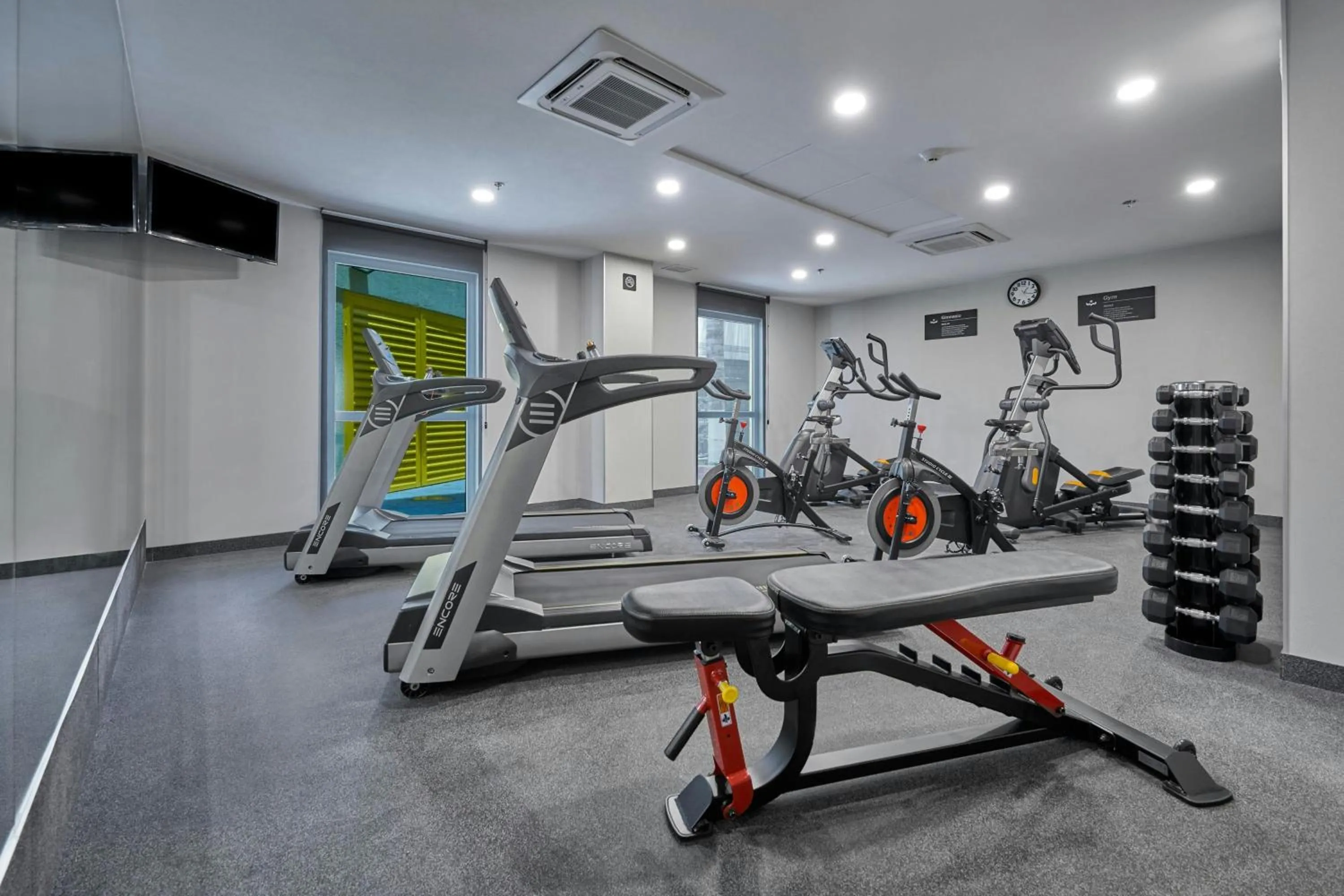 Fitness centre/facilities in City Express by Marriott Queretaro Jurica