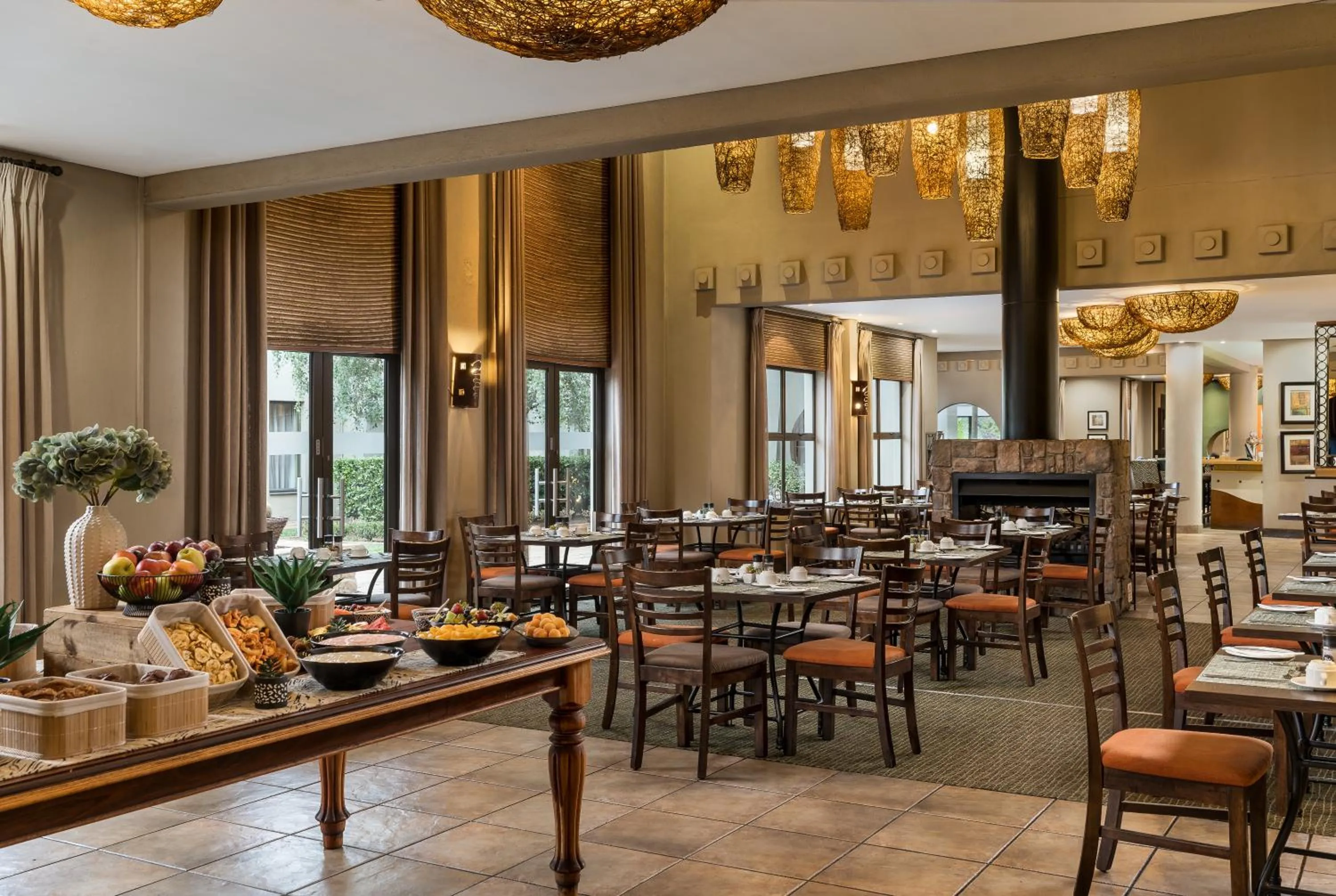 Restaurant/places to eat in Protea Hotel by Marriott Bloemfontein Willow Lake