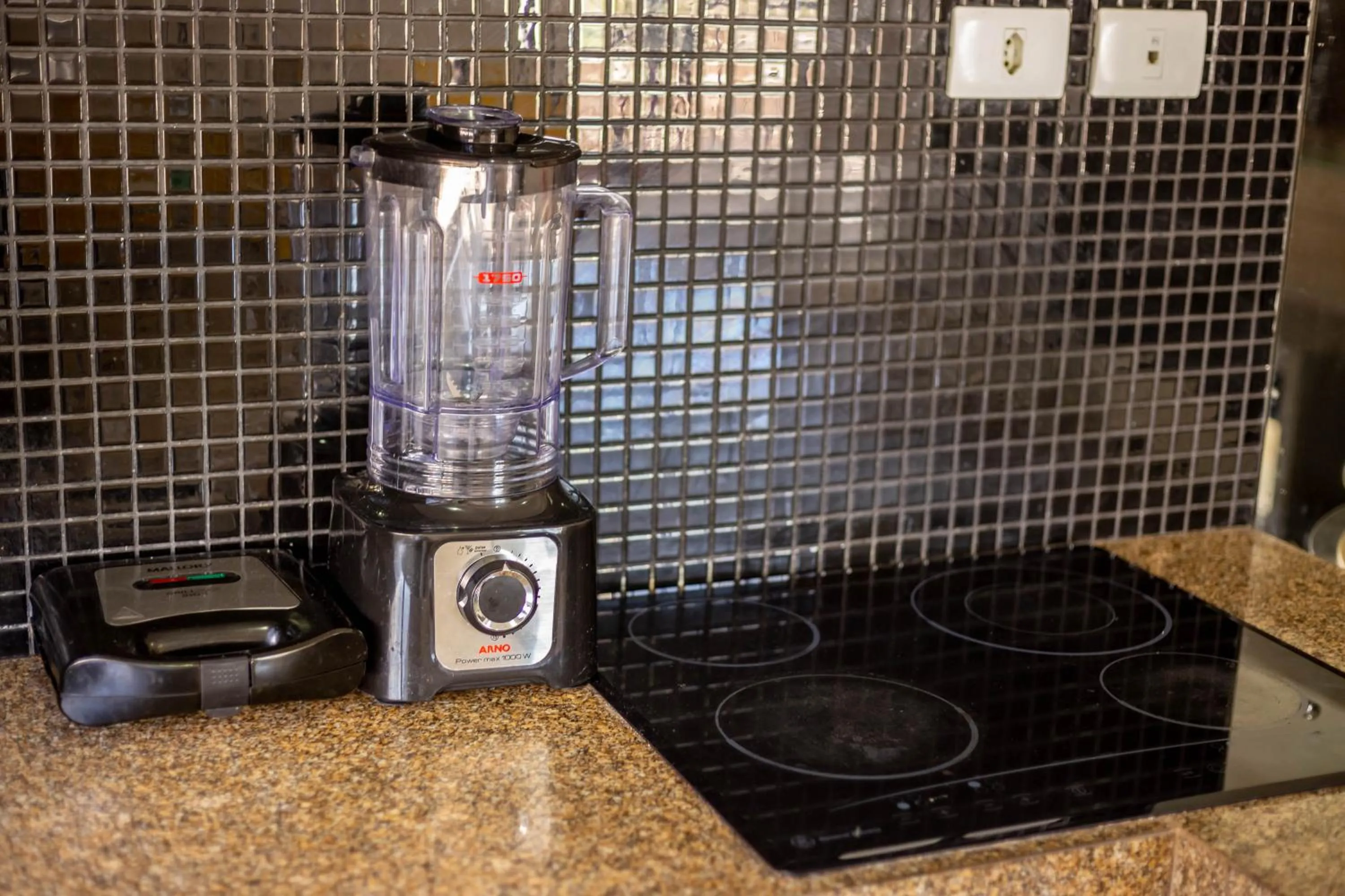 Kitchen or kitchenette in FLAT MARINAS PRAIA HOTEL