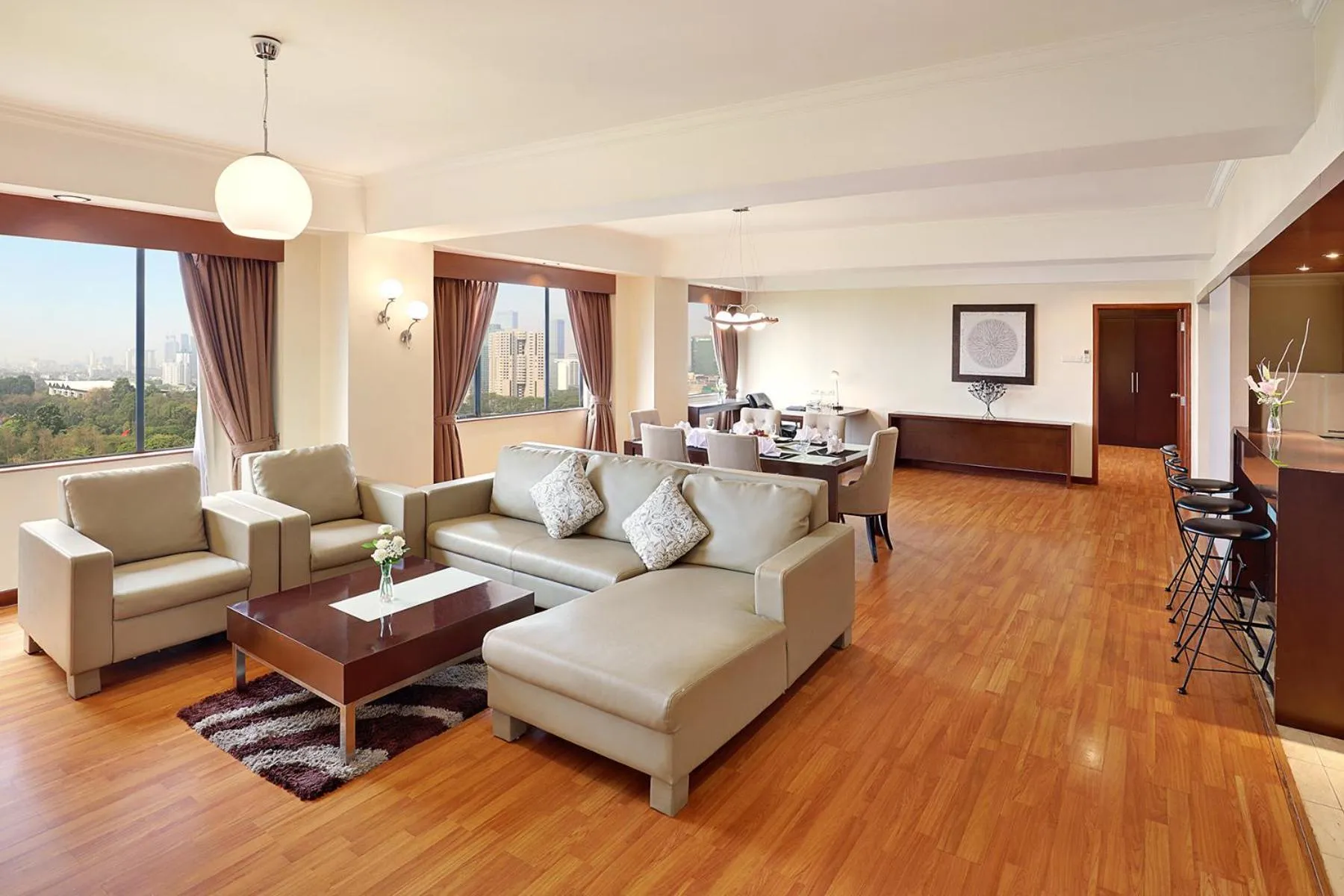 Living room in Century Park Hotel