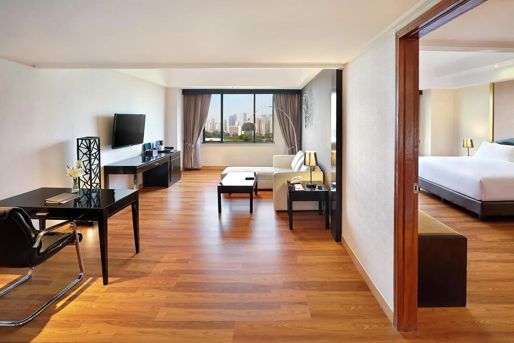 Living room, Bed in Century Park Hotel