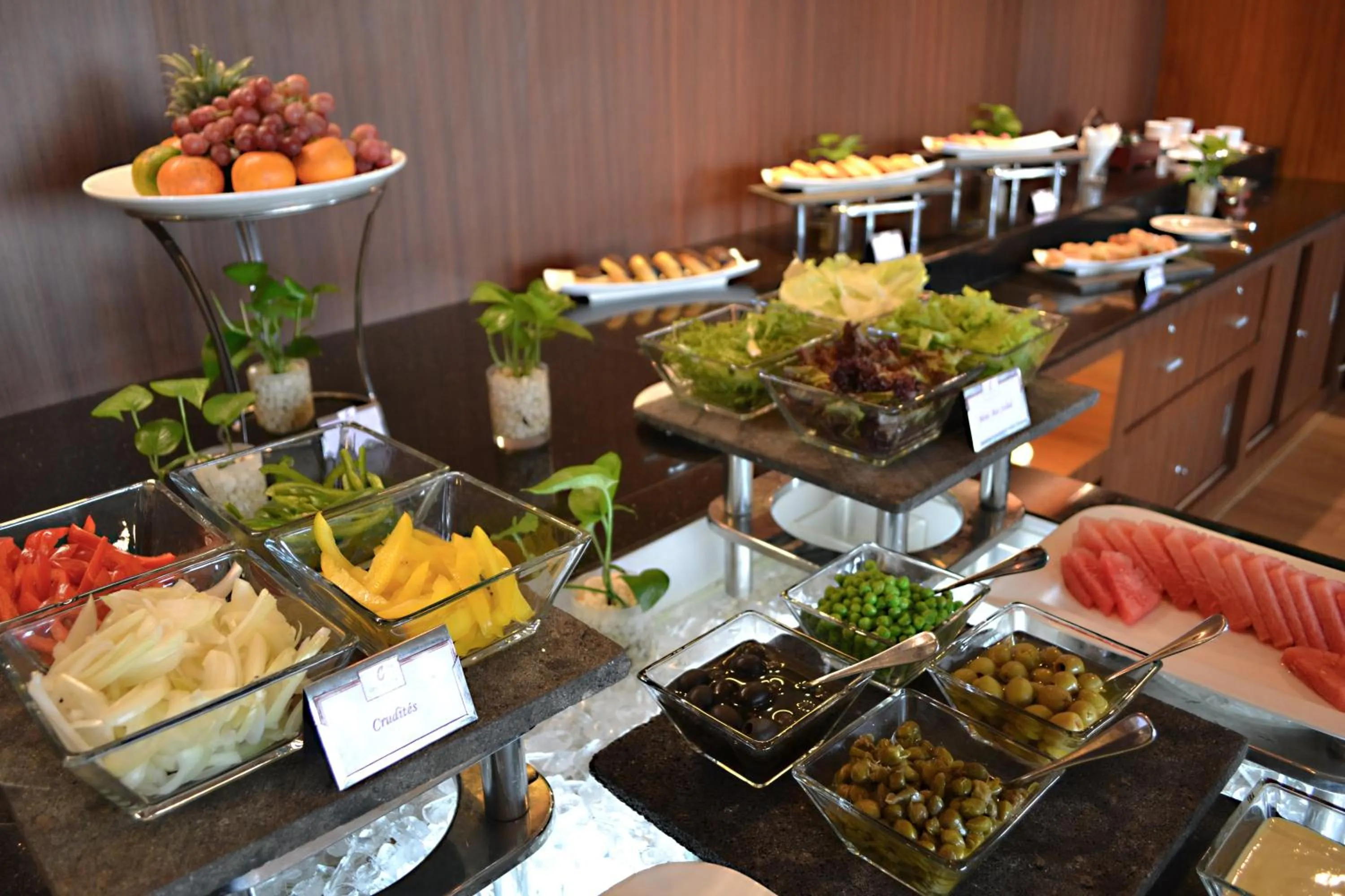 Food and drinks in Century Park Hotel