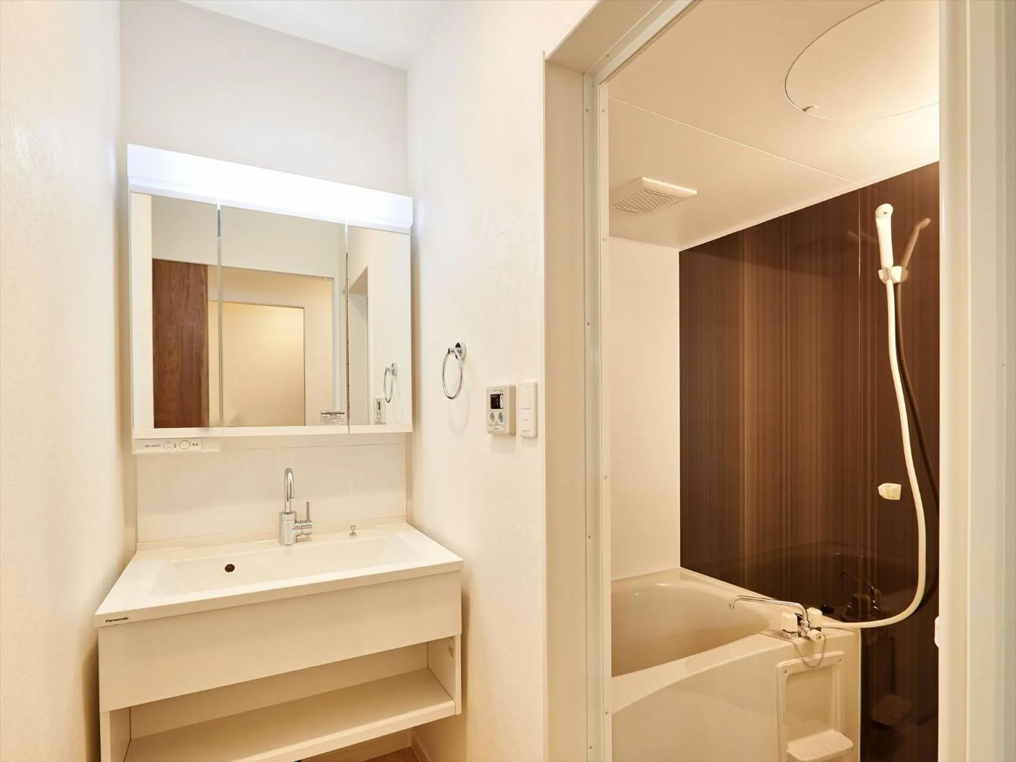 Bathroom in Condominium・yuyuki