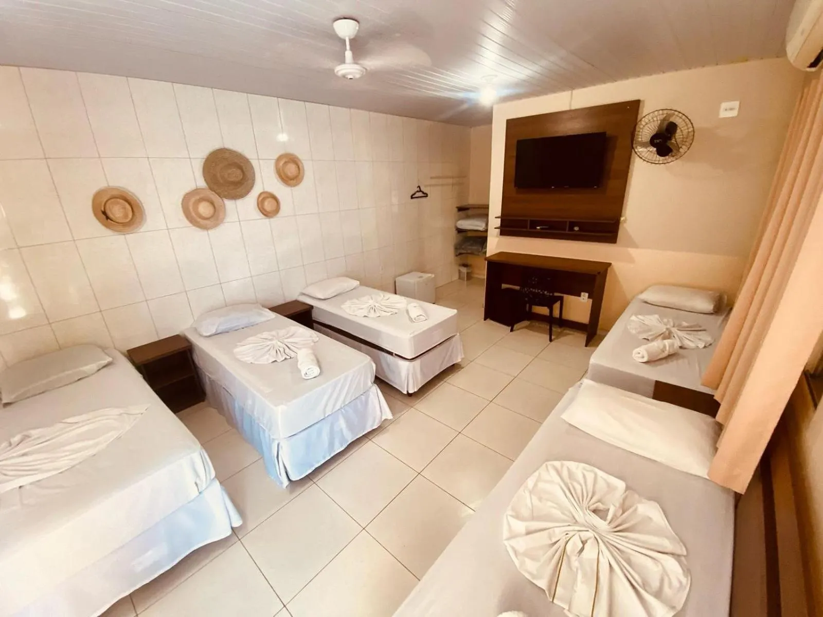 Bed in Pousada Jovimar