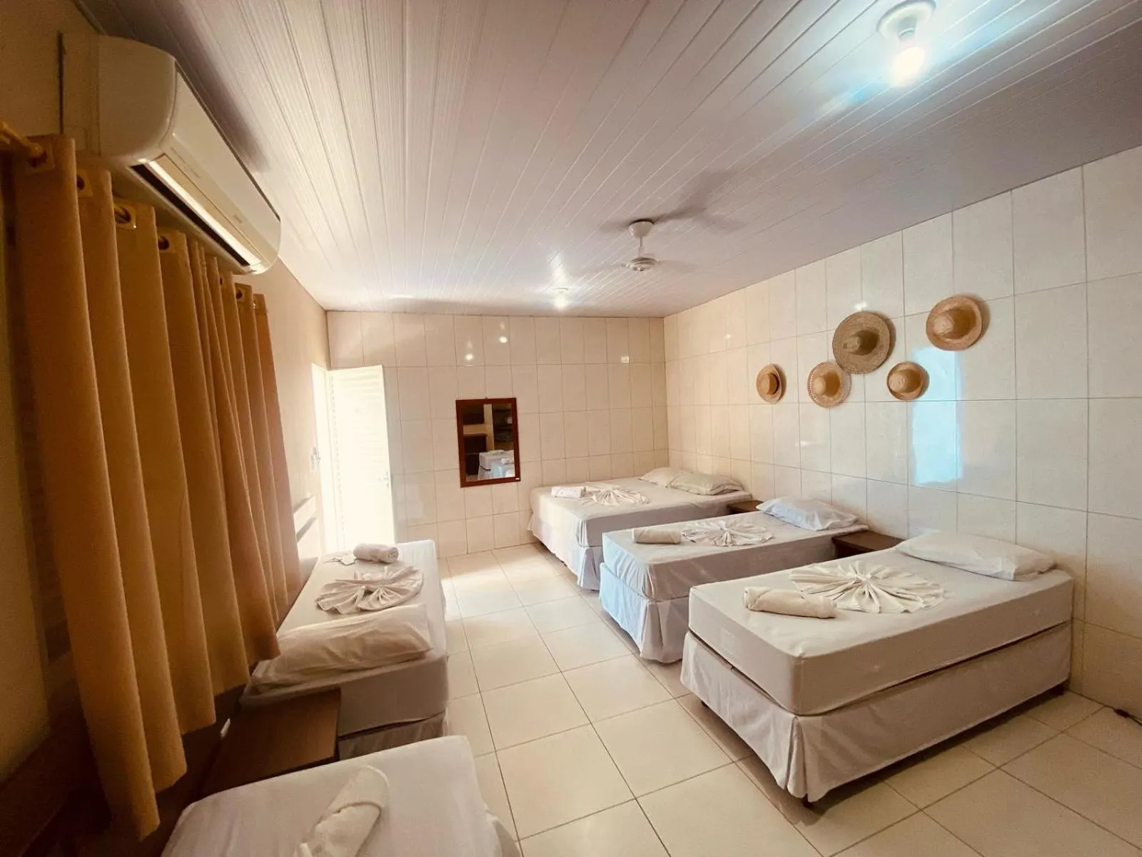 Bed in Pousada Jovimar