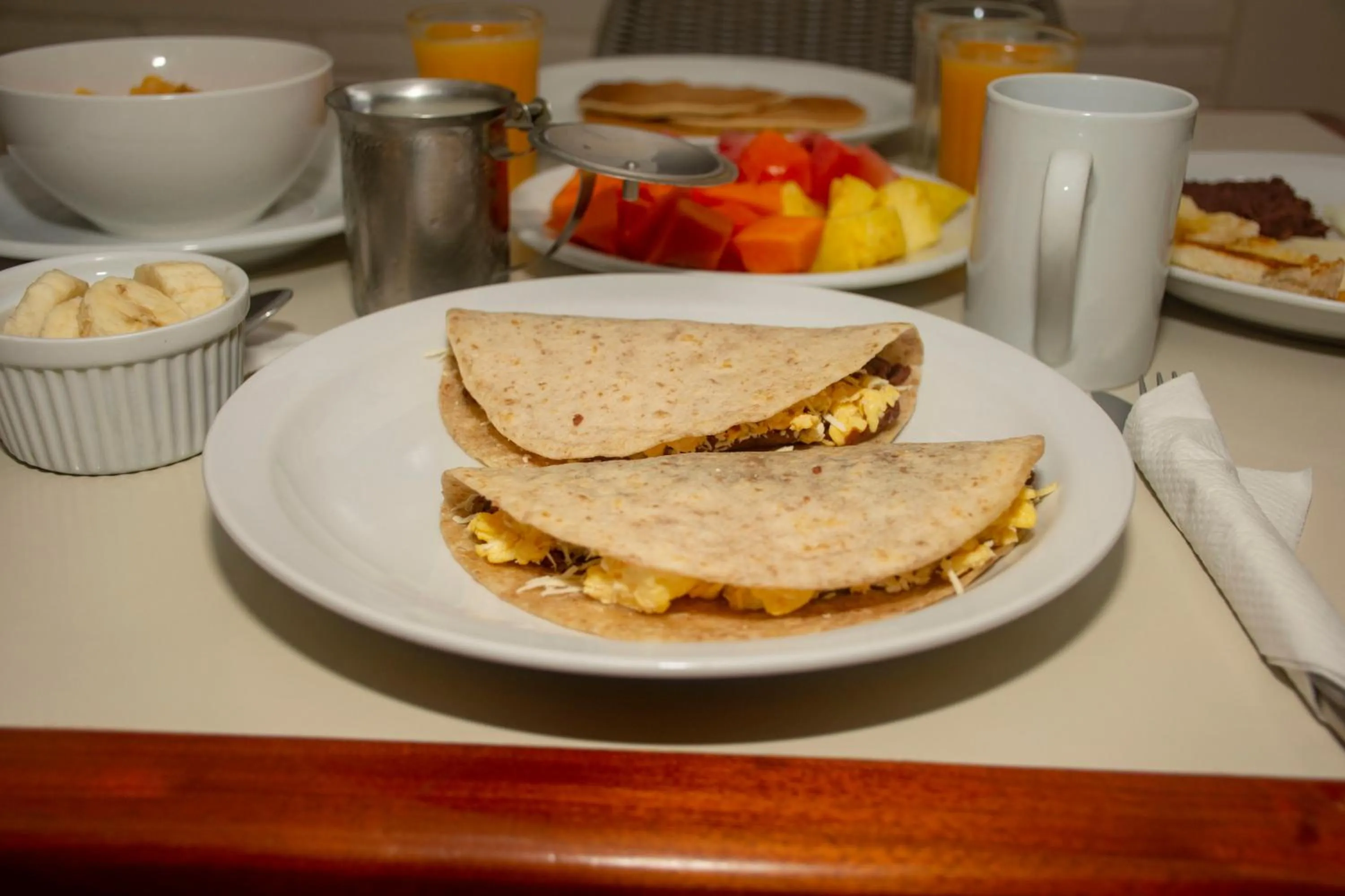 Breakfast in Hotel Mac Arthur