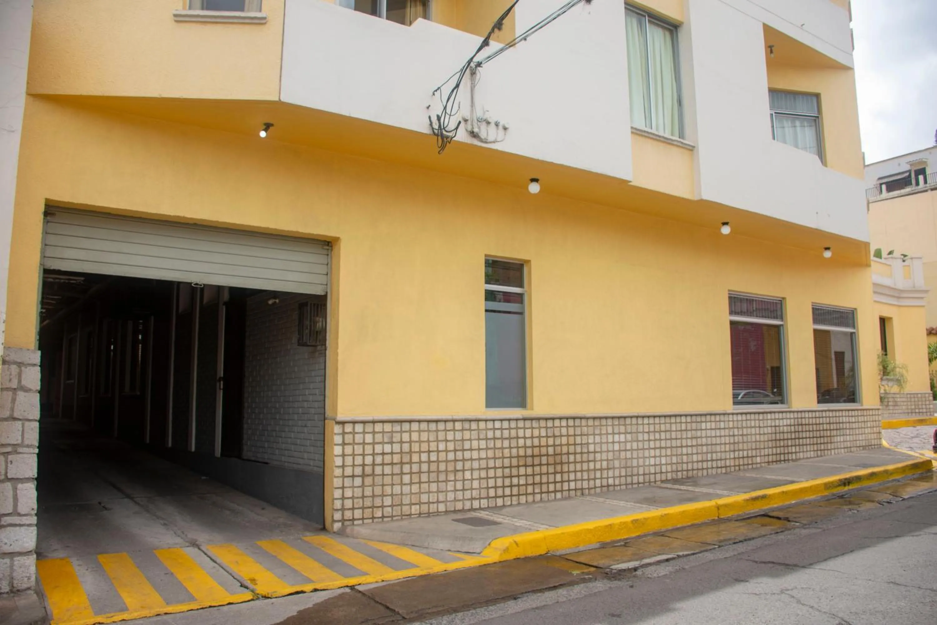 Parking in Hotel Mac Arthur