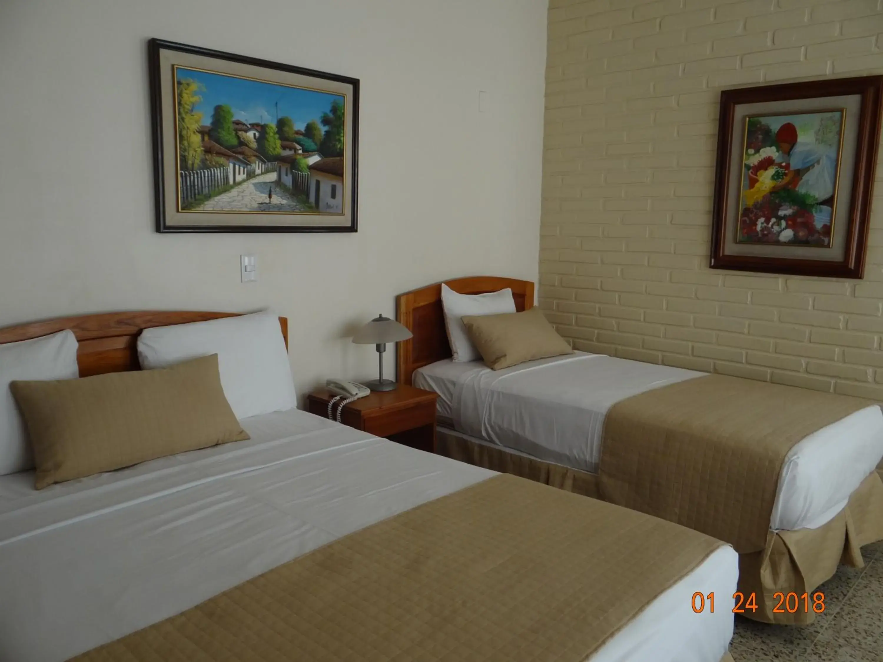 Double or Twin Room in Hotel Mac Arthur Double or Twin Room in Hotel Mac Arthur