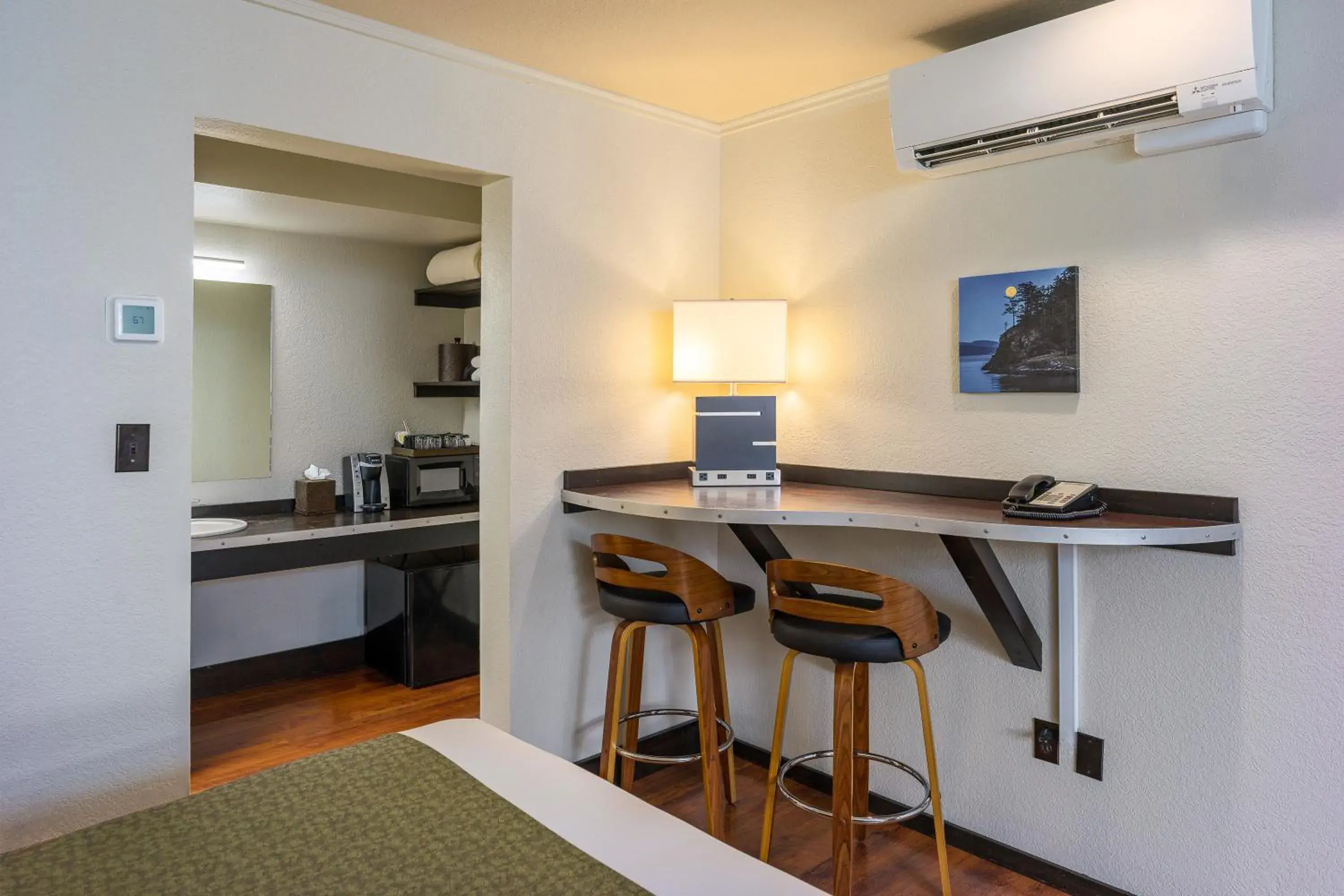 Queen Room with Two Queen Beds - Non-Smoking in Earthbox Inn & Spa Queen Room with Two Queen Beds - Non-Smoking in Earthbox Inn & Spa