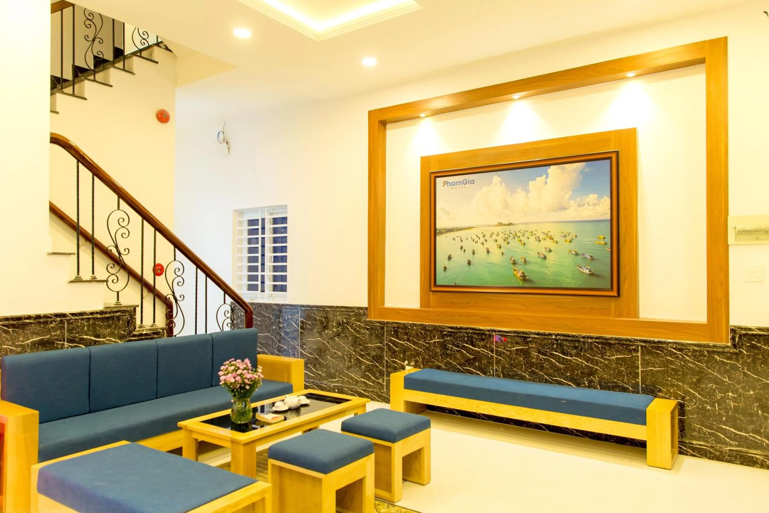 Seating area in PHAM GIA HOTEL Mui Ne